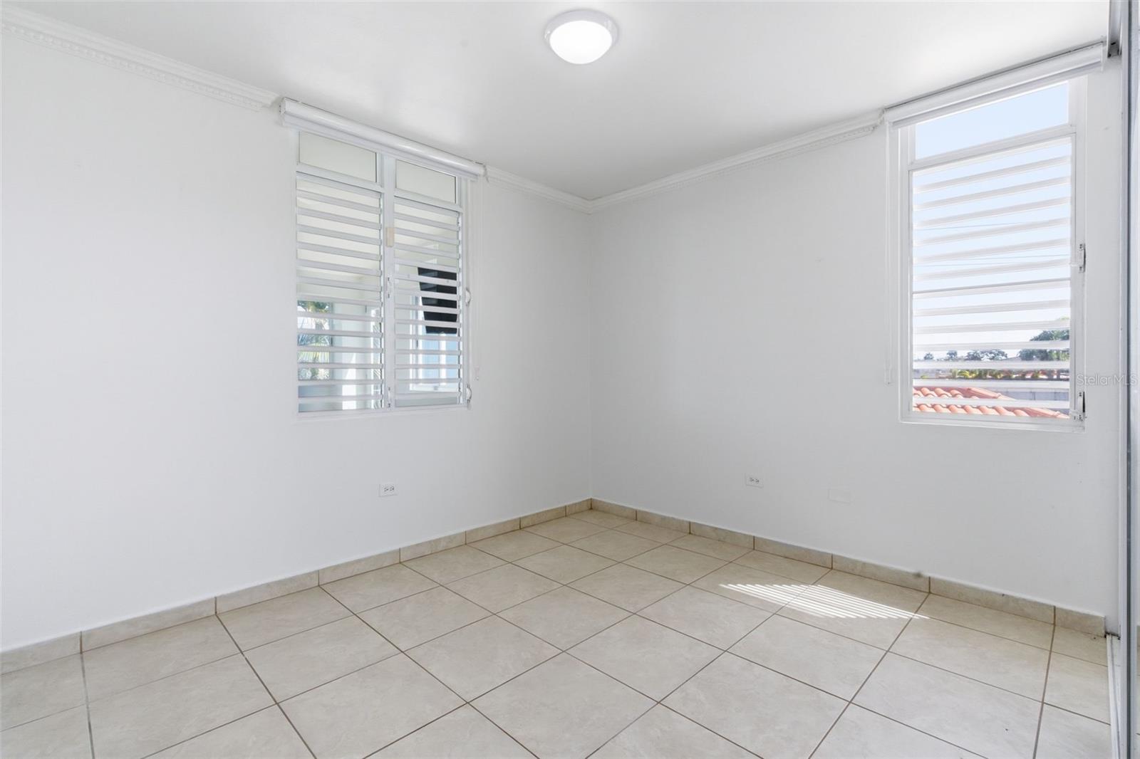 PASEO LOS CORALES II - Residential