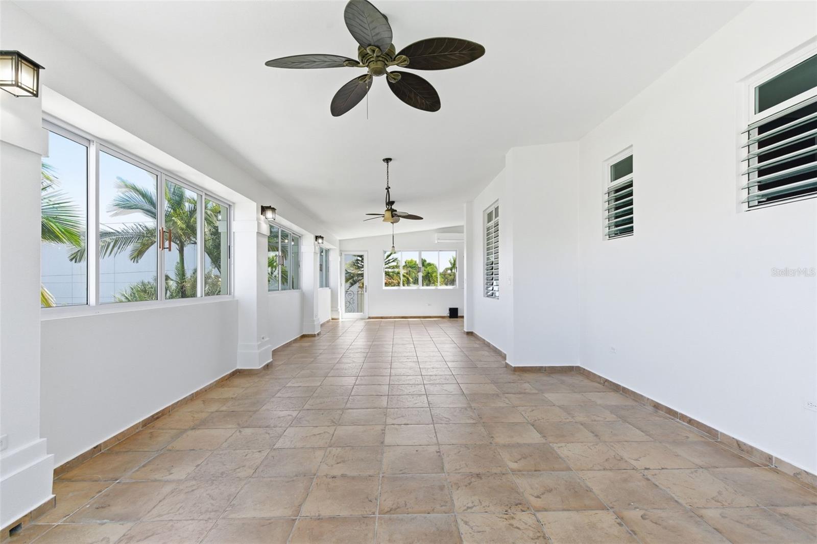 PASEO LOS CORALES II - Residential