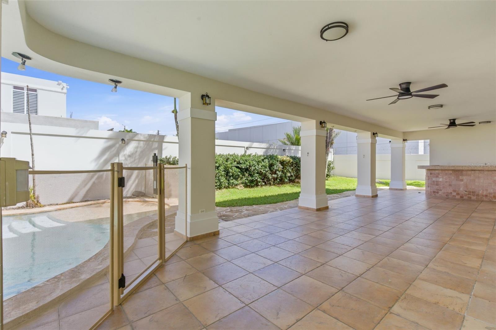 PASEO LOS CORALES II - Residential