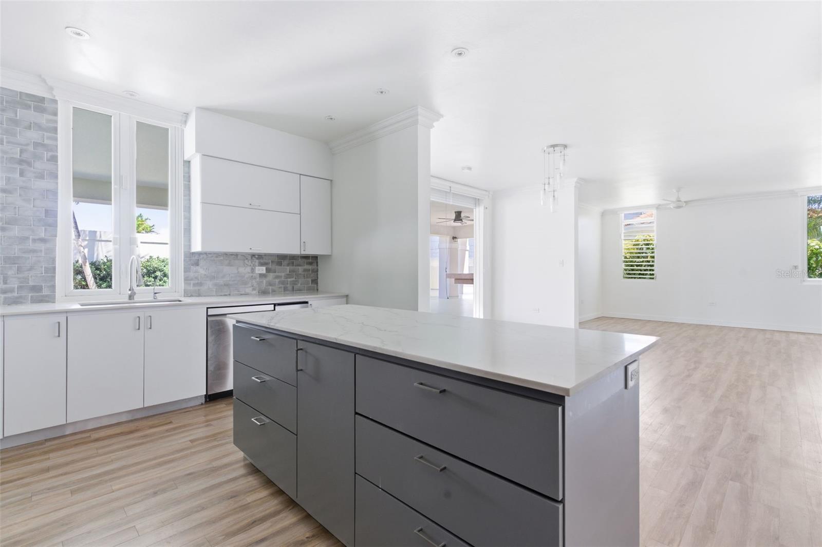 PASEO LOS CORALES II - Residential