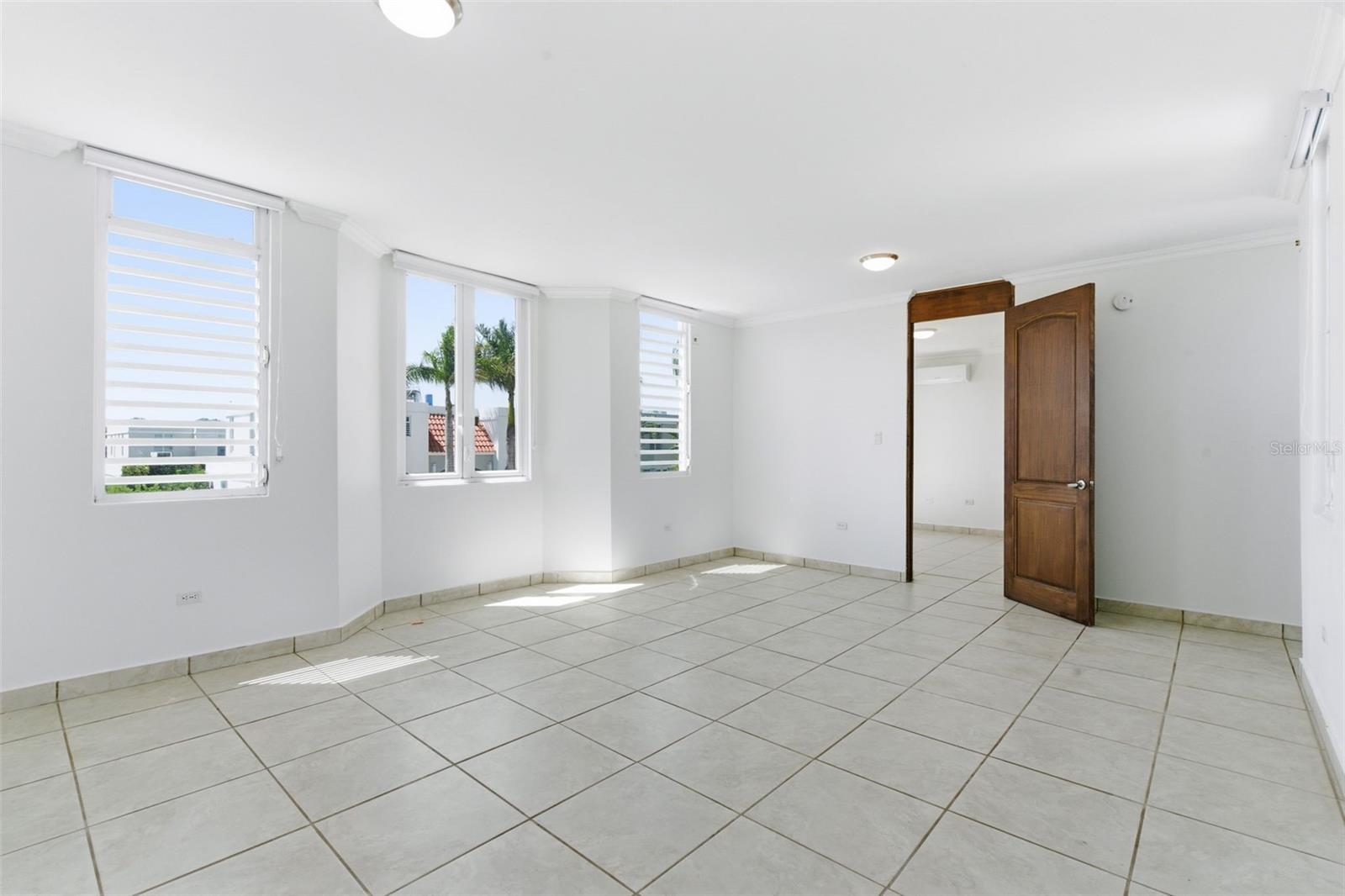 PASEO LOS CORALES II - Residential