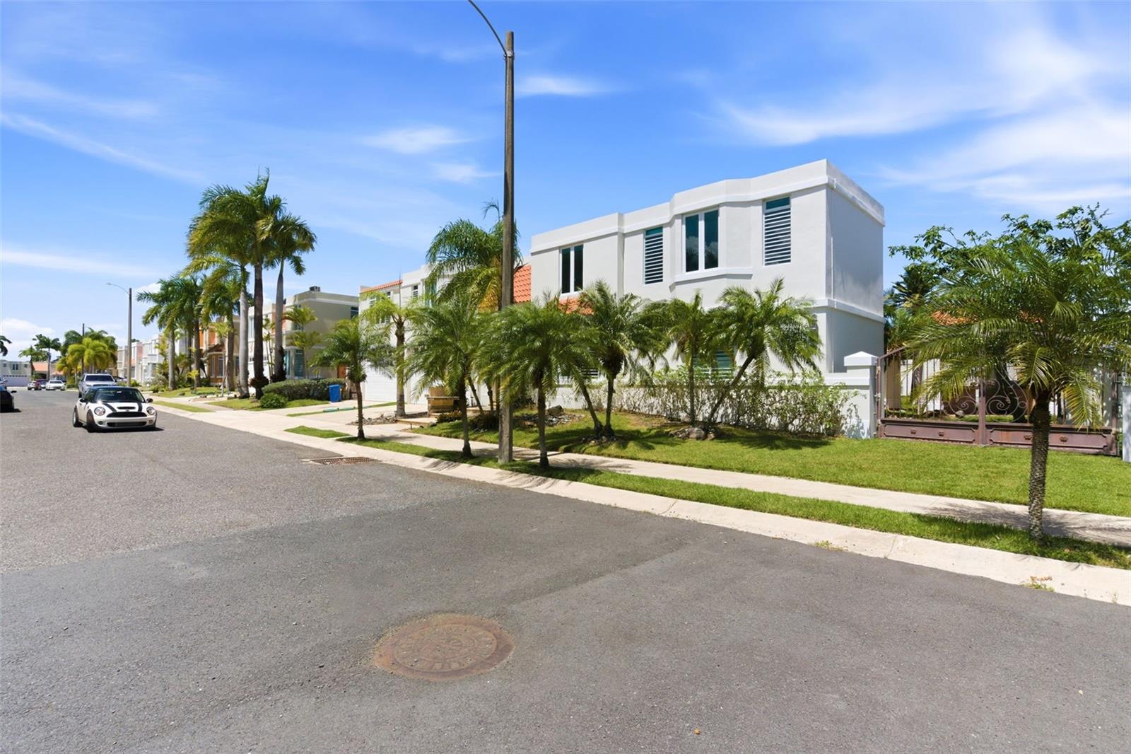 PASEO LOS CORALES II - Residential