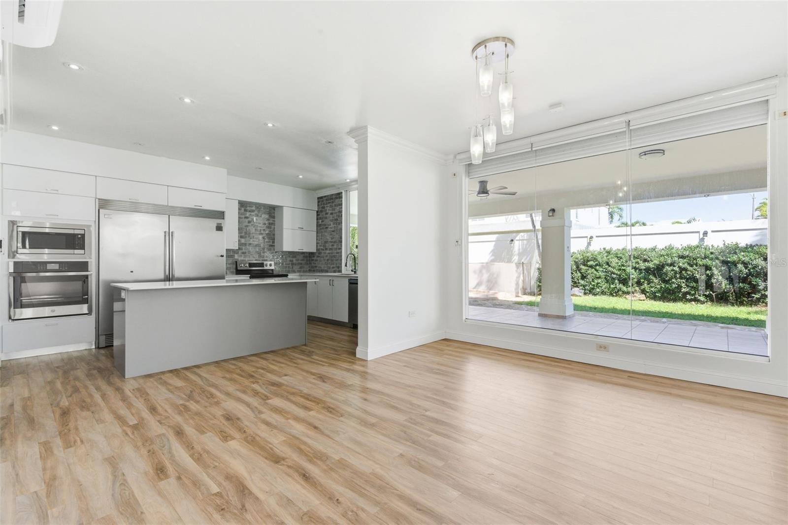 PASEO LOS CORALES II - Residential