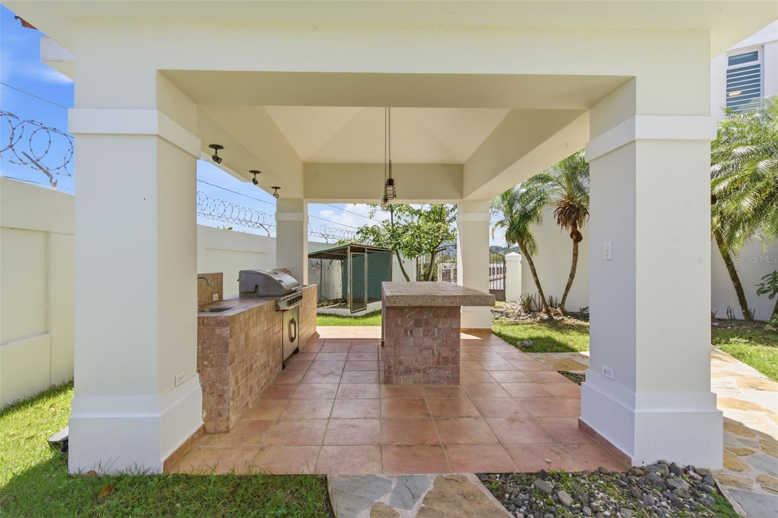 PASEO LOS CORALES II - Residential