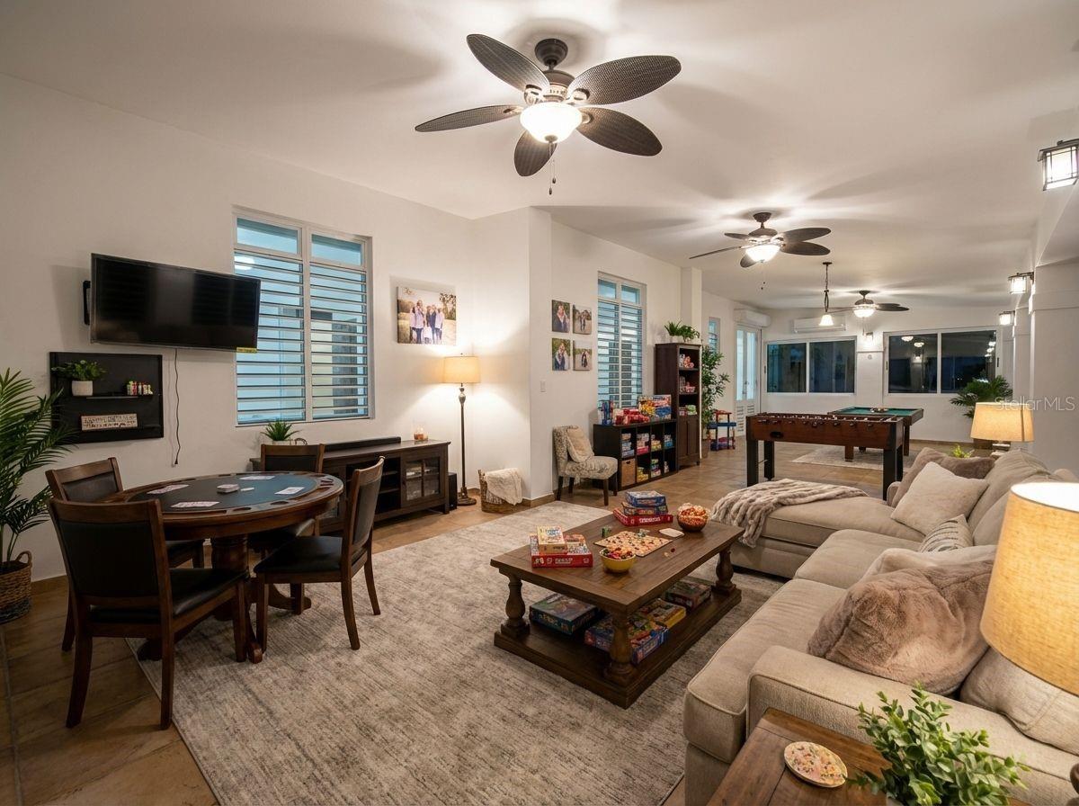 PASEO LOS CORALES II - Residential