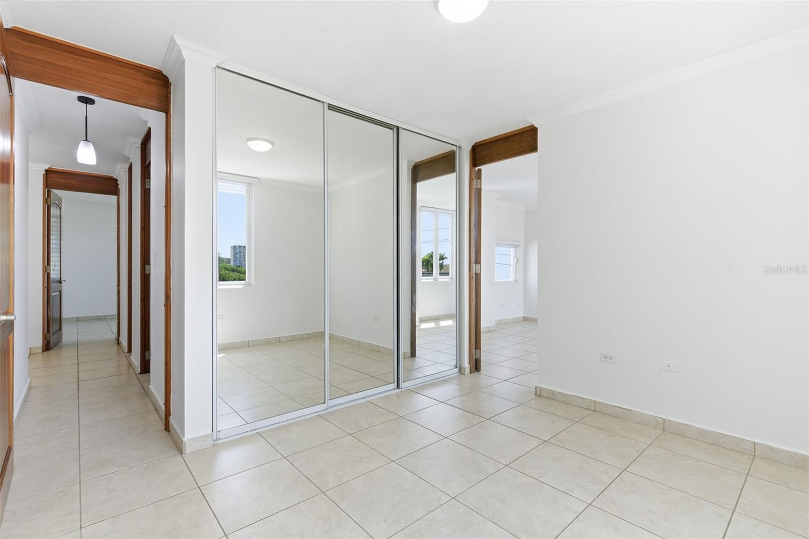 PASEO LOS CORALES II - Residential