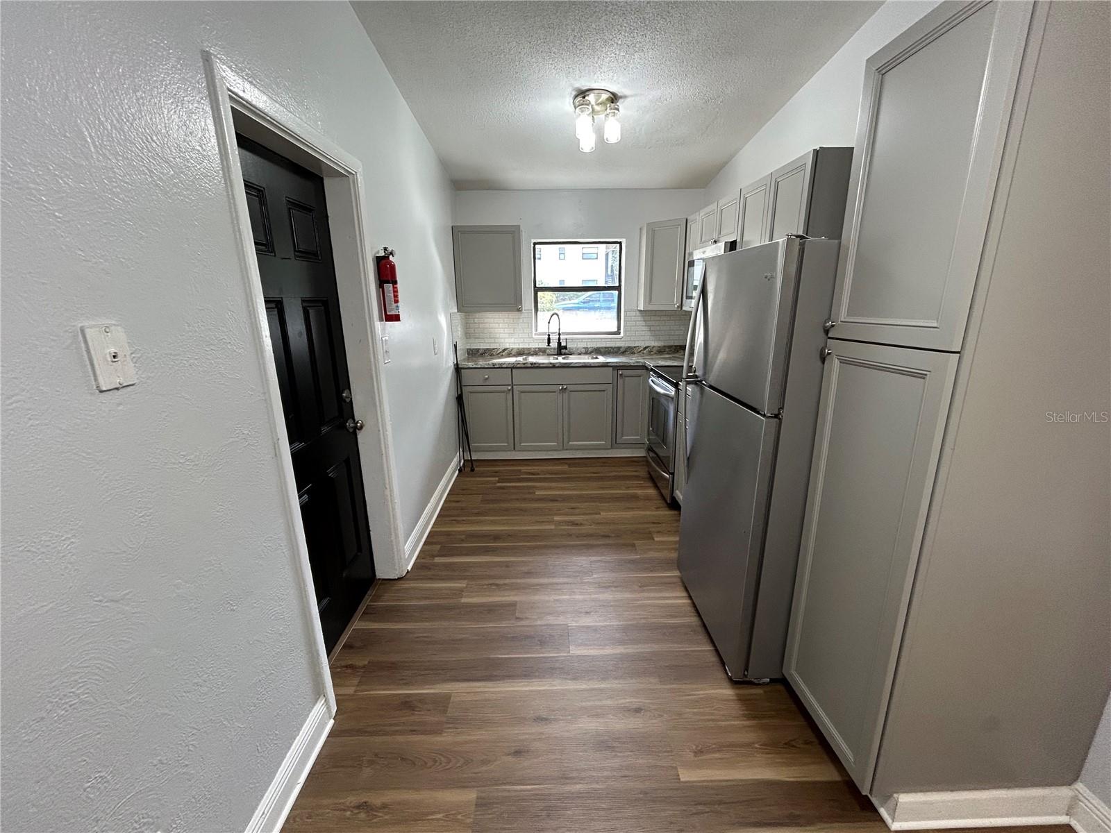 ECHO HILLS SUB - Residential Lease