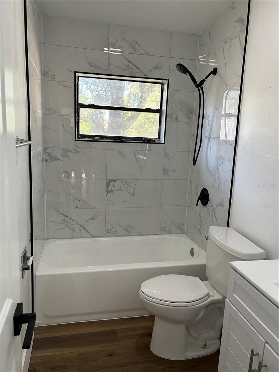 ECHO HILLS SUB - Residential Lease