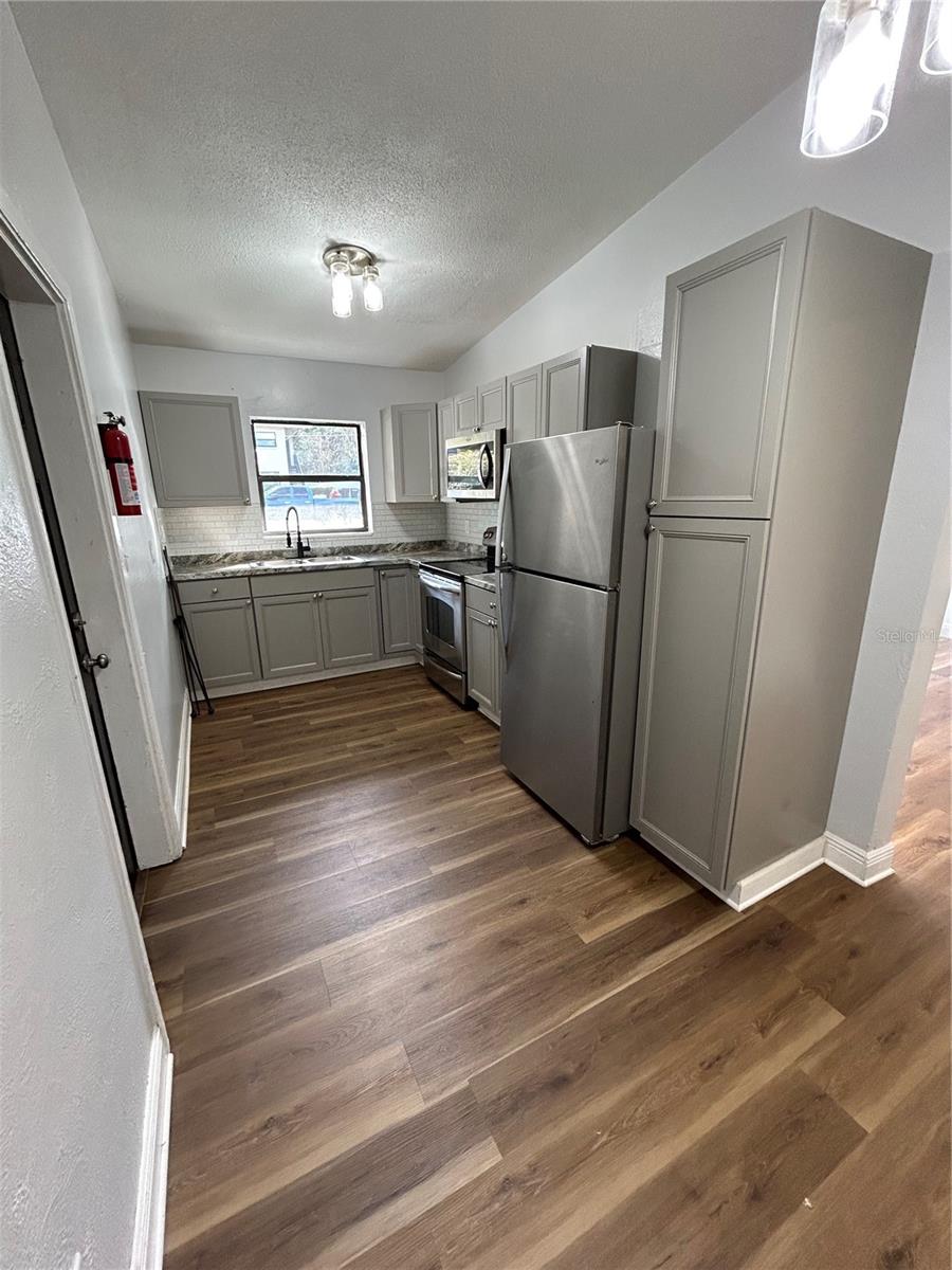 ECHO HILLS SUB - Residential Lease