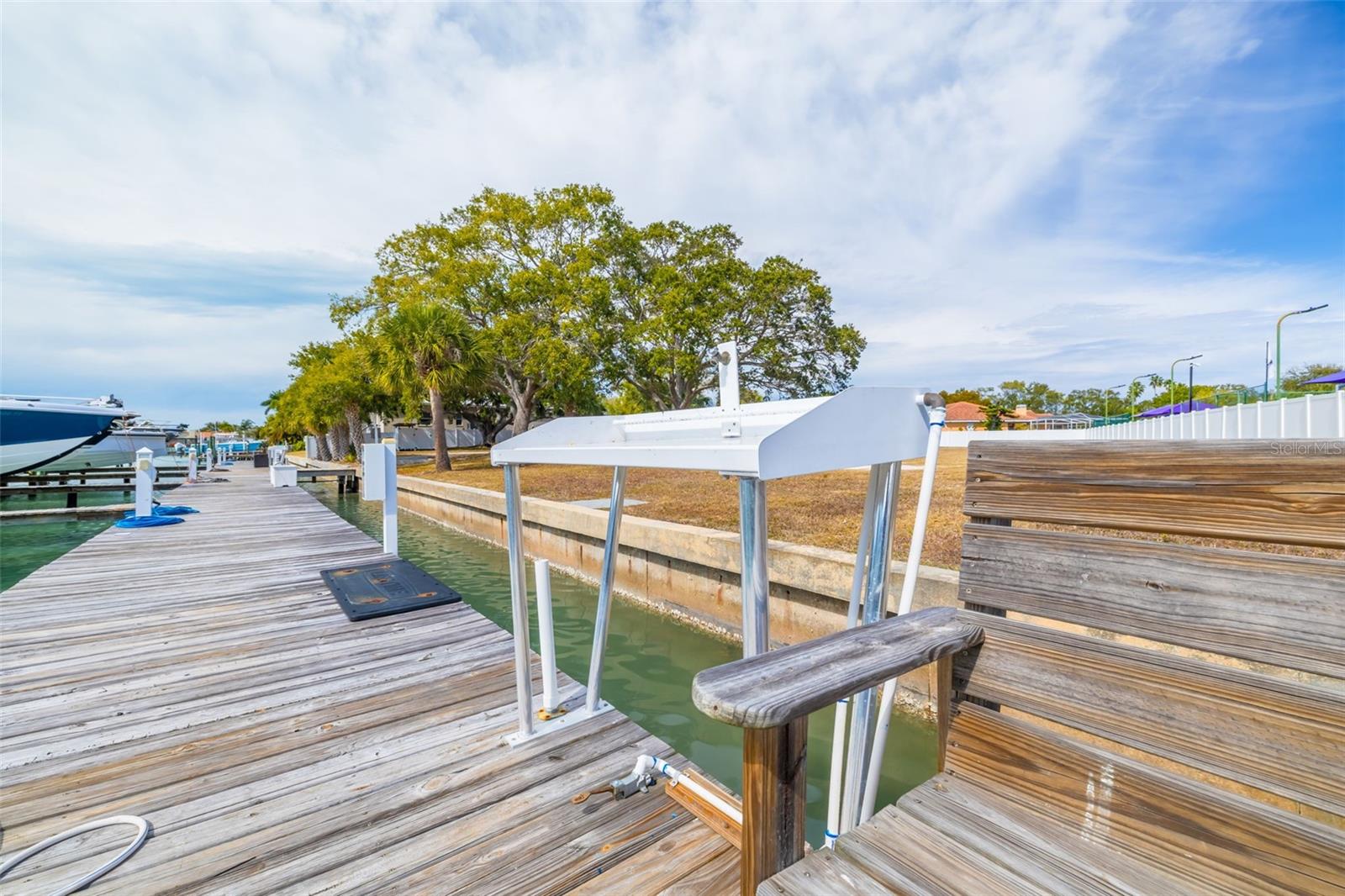 SKIMMER POINT PH I - Commercial Sale