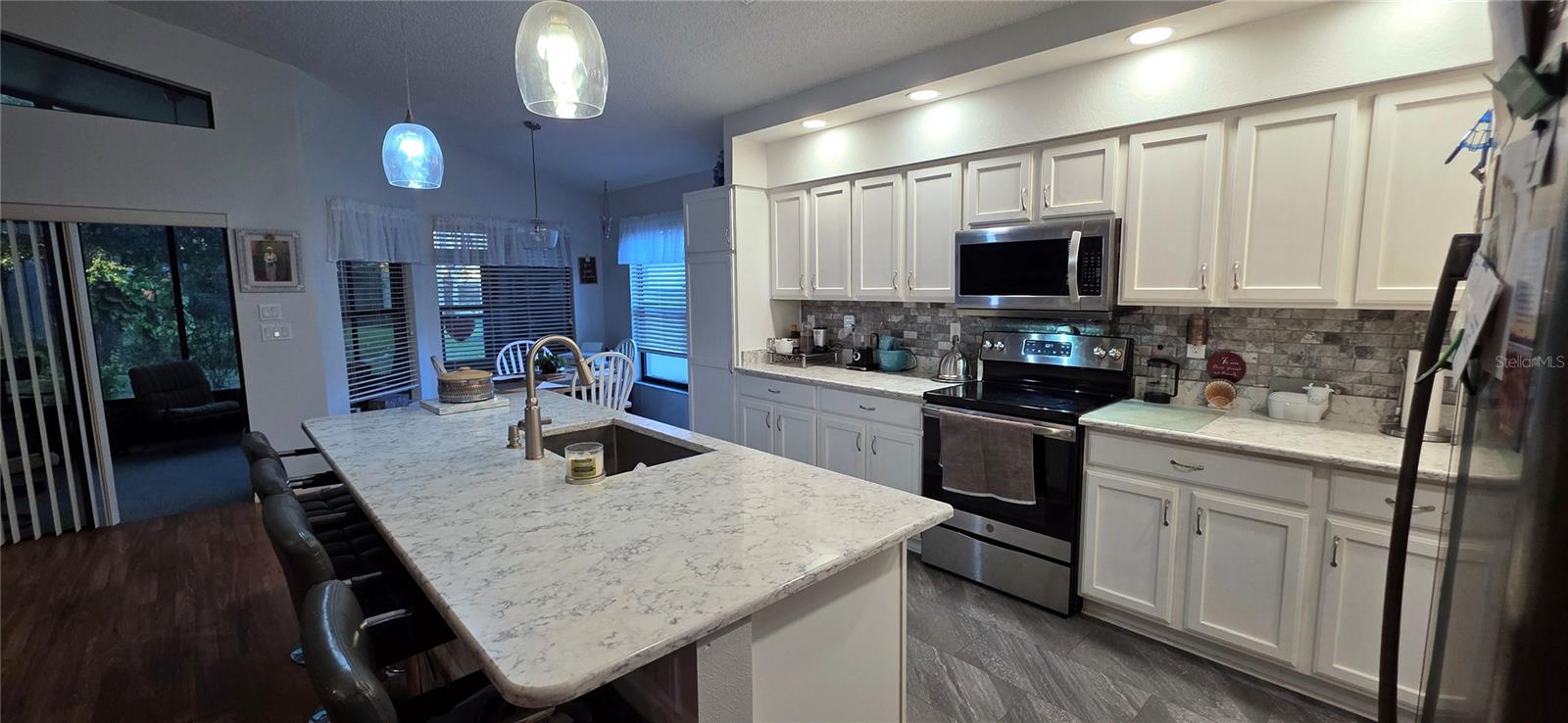 WELLINGTON AT SEVEN HILLS PH 3 - Residential