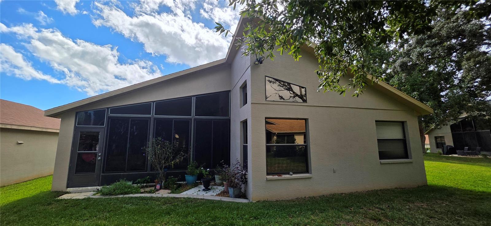 WELLINGTON AT SEVEN HILLS PH 3 - Residential