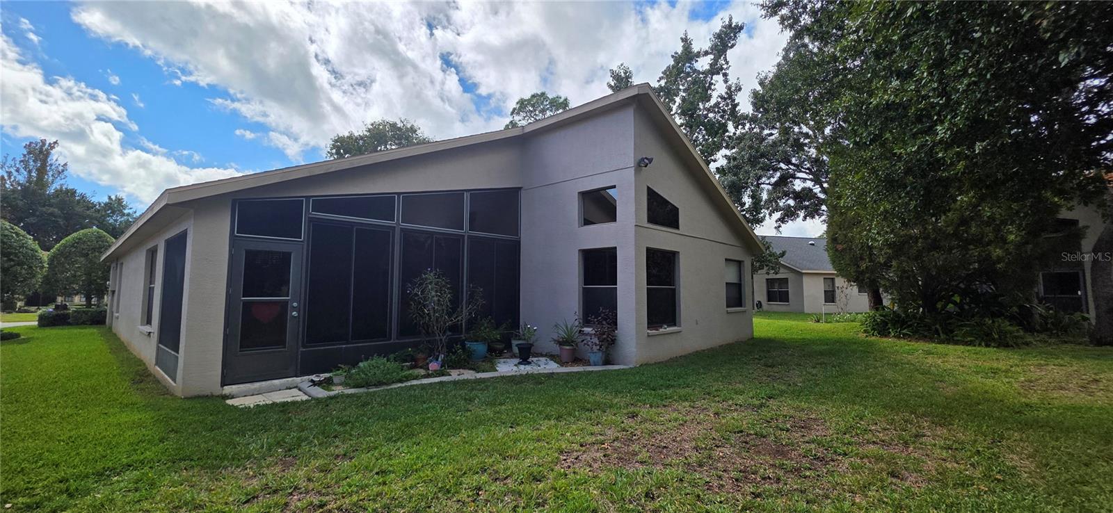 WELLINGTON AT SEVEN HILLS PH 3 - Residential