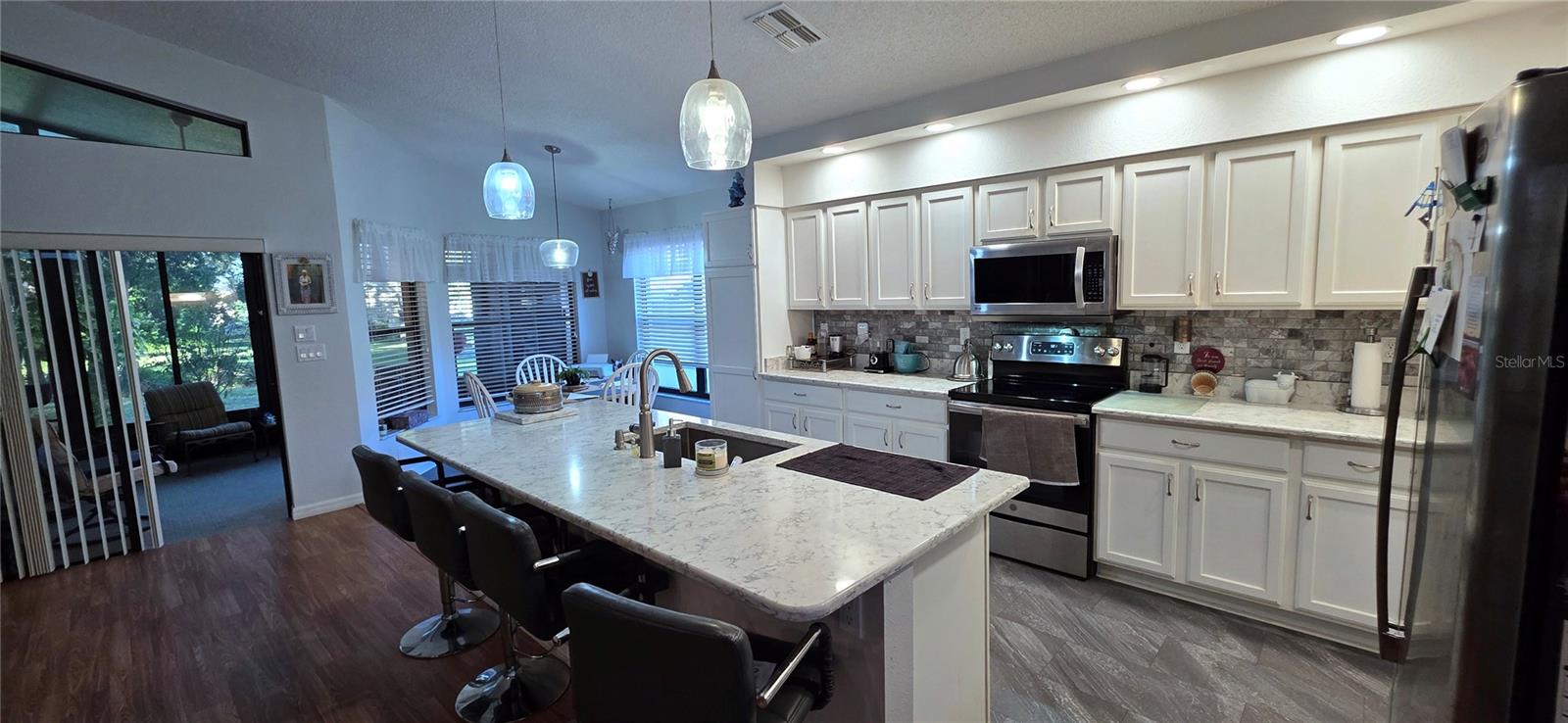 WELLINGTON AT SEVEN HILLS PH 3 - Residential