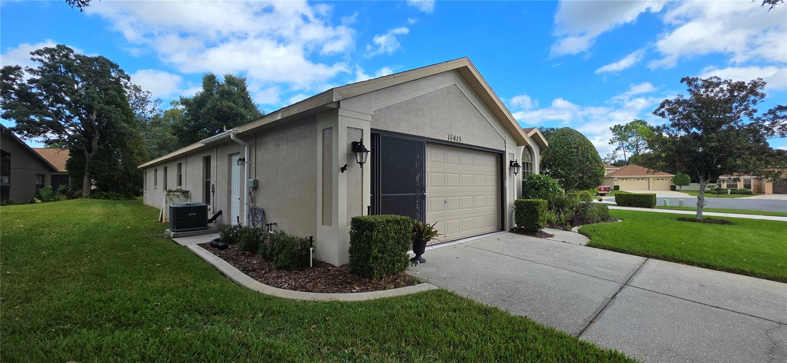 WELLINGTON AT SEVEN HILLS PH 3 - Residential