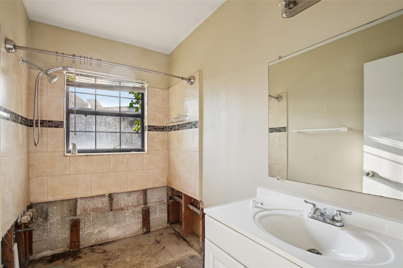 HIGHLAND PINES 3RD ADD - Residential