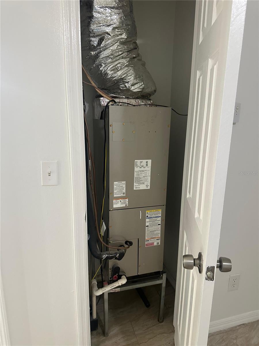 OCALA RIDGE - Residential Income