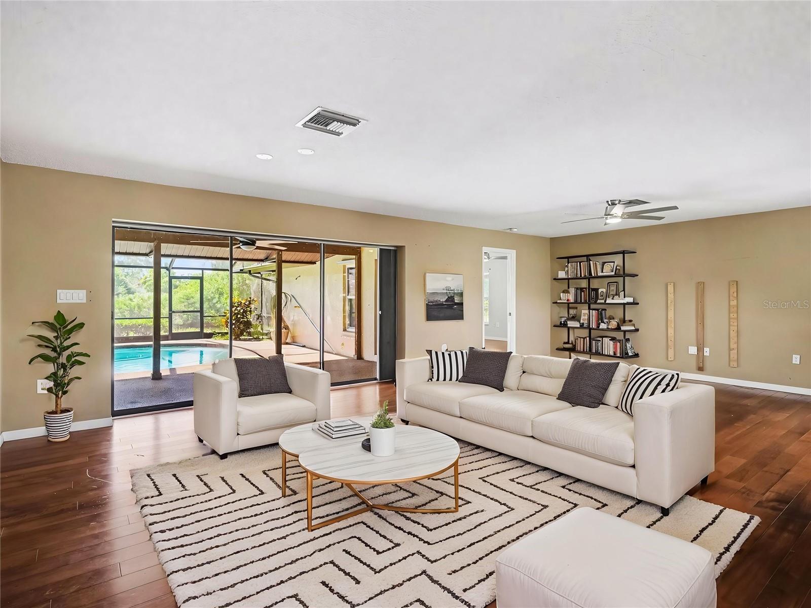 4375 SEDLEY LANE