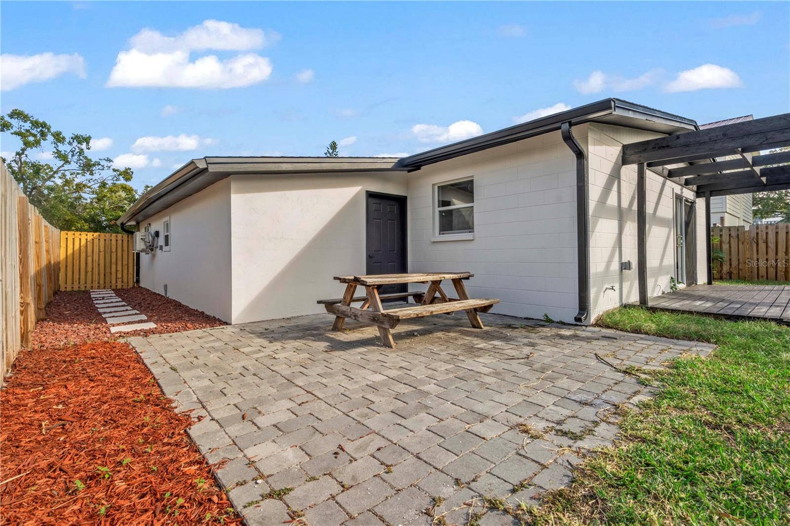 WEST PORT - Residential