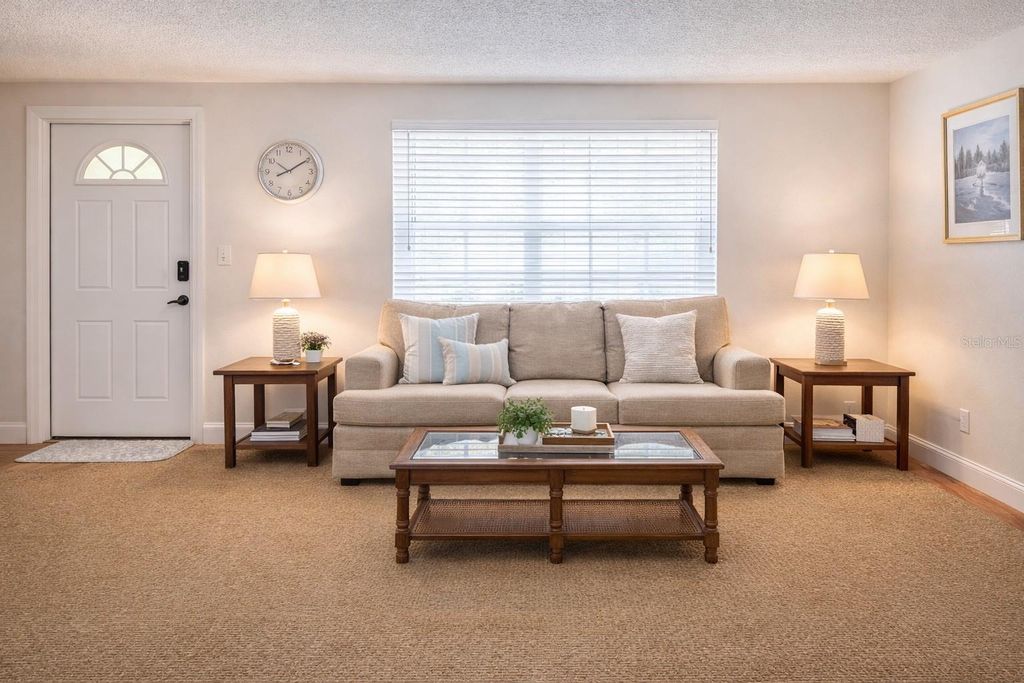 Photo of 5008 27th Avenue W, Bradenton, FL 34209 (MLS # A4690317)