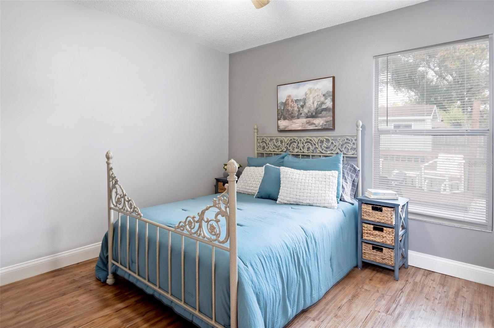 HICKORY GLEN - Residential