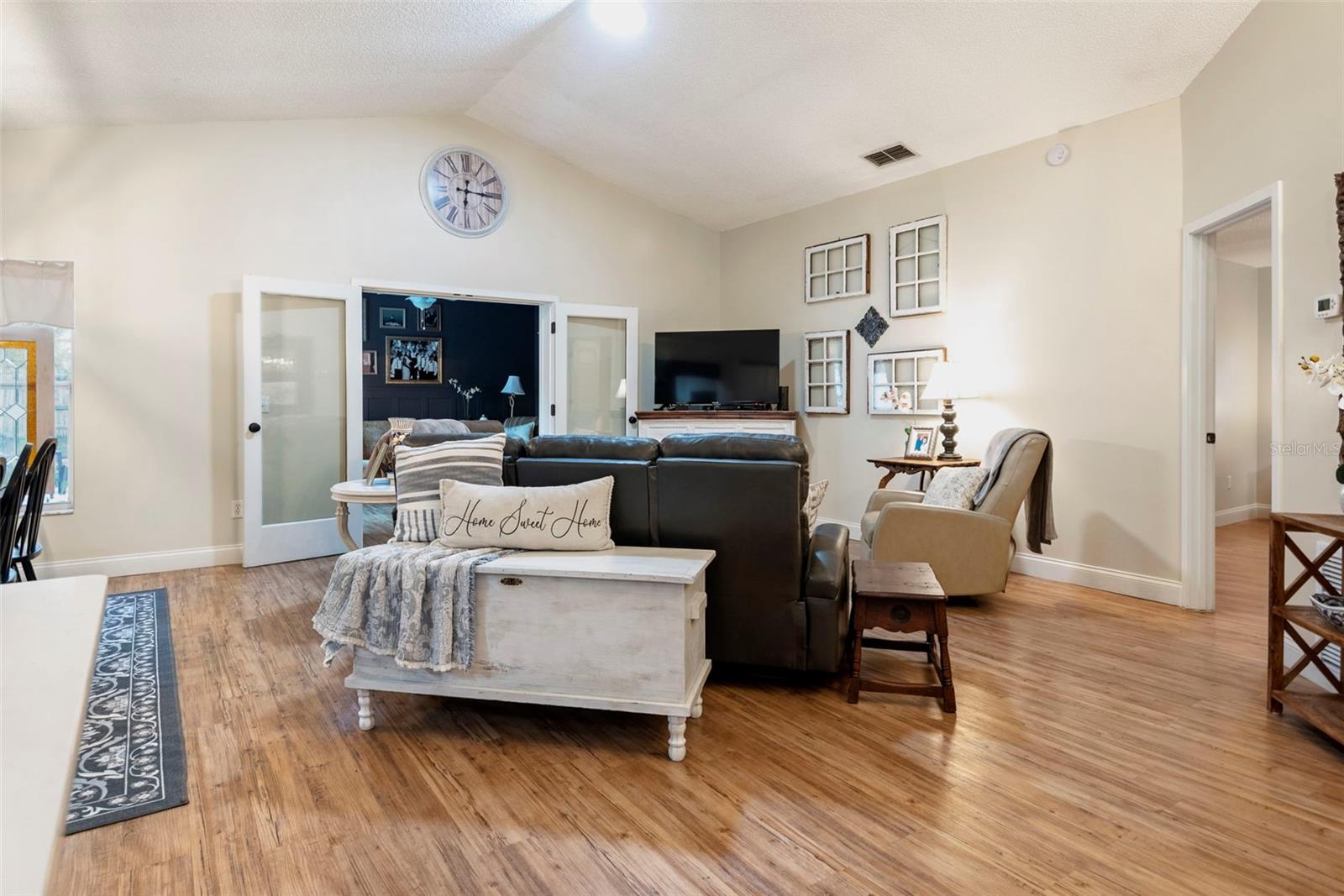 HICKORY GLEN - Residential