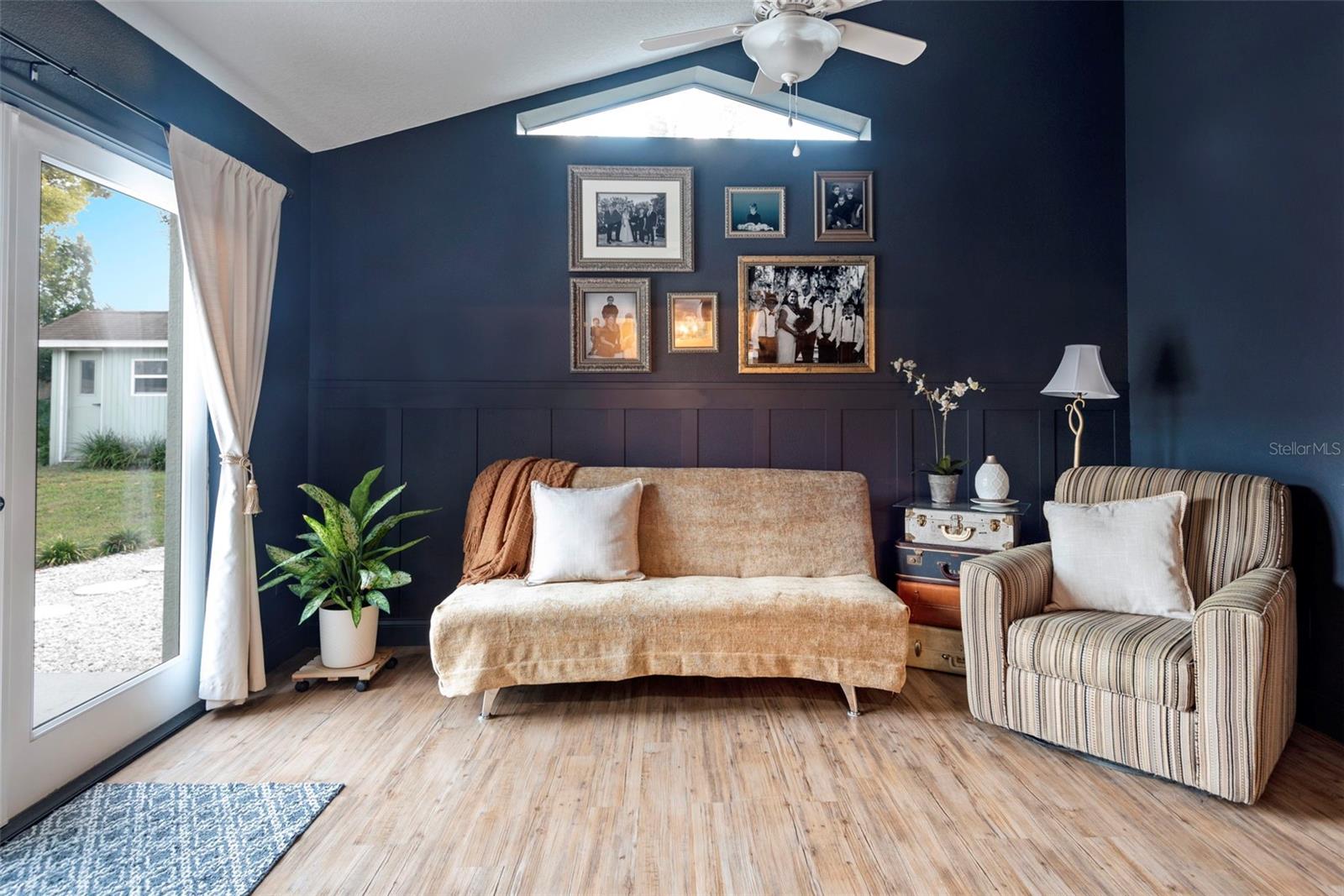 HICKORY GLEN - Residential