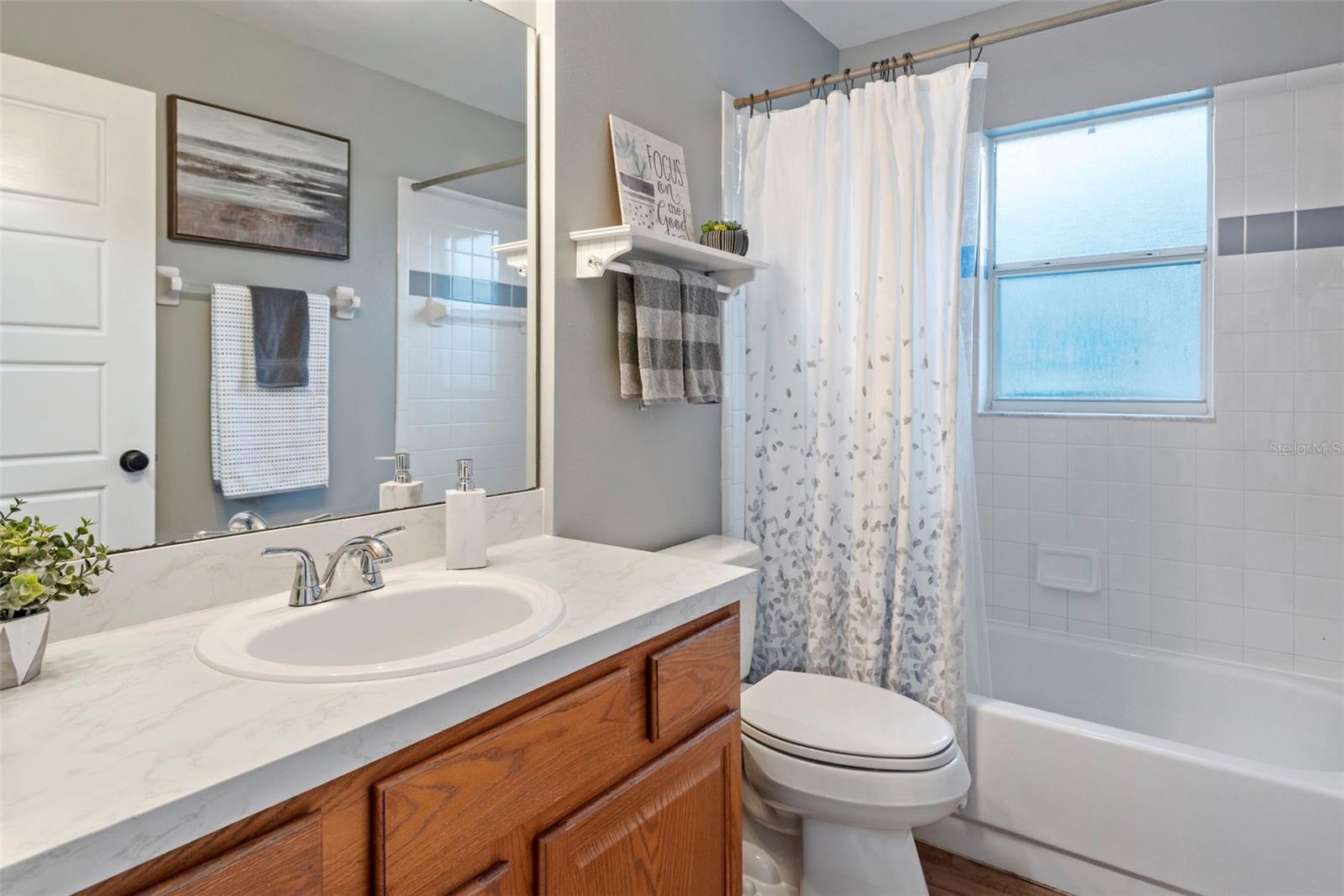 HICKORY GLEN - Residential