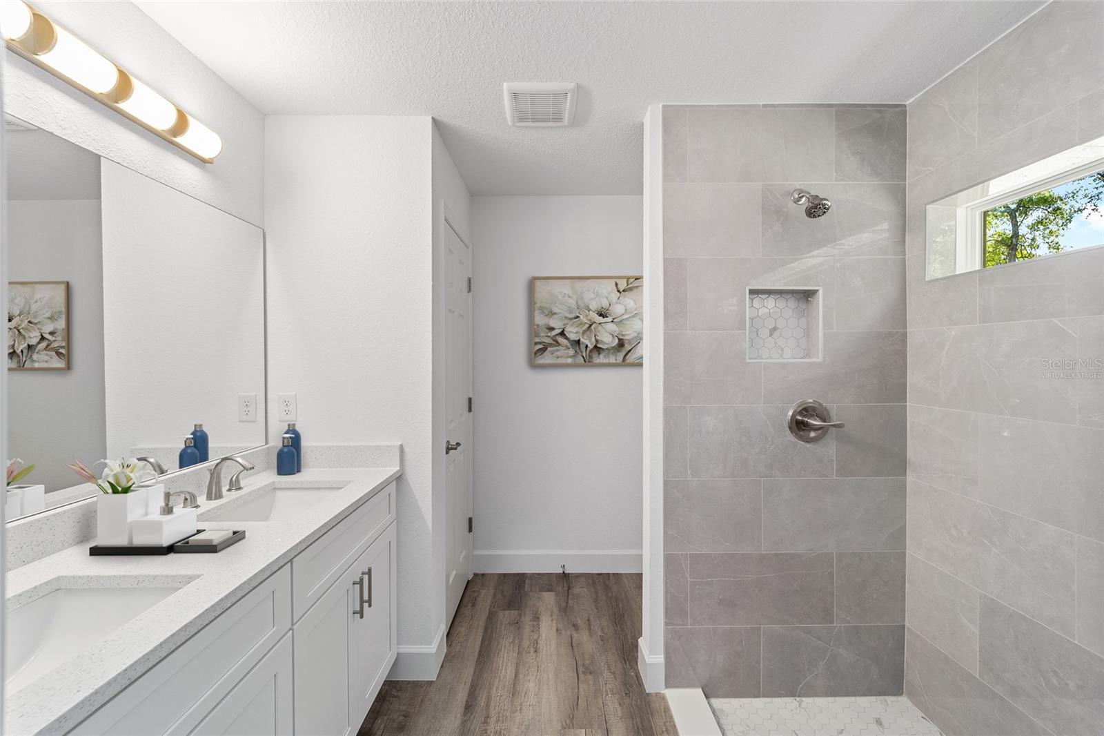 OCALA PARK ESTATES - Residential