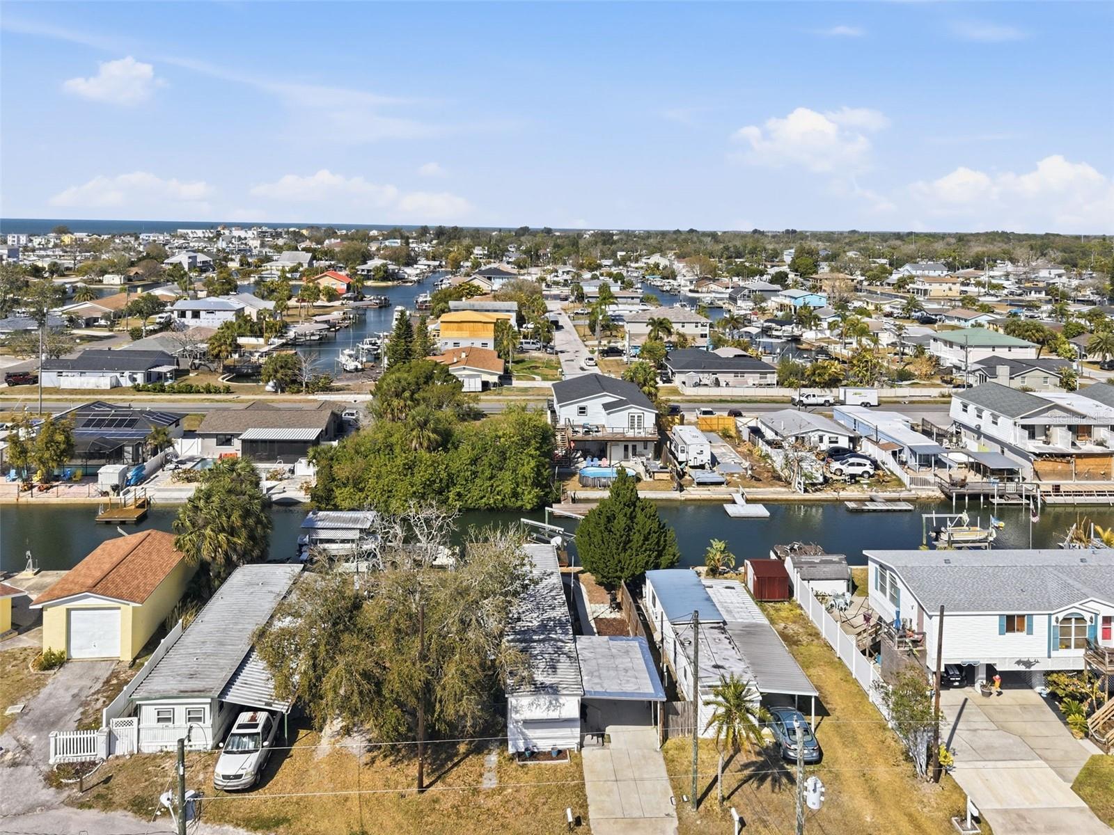 VISTA DEL MAR - Residential