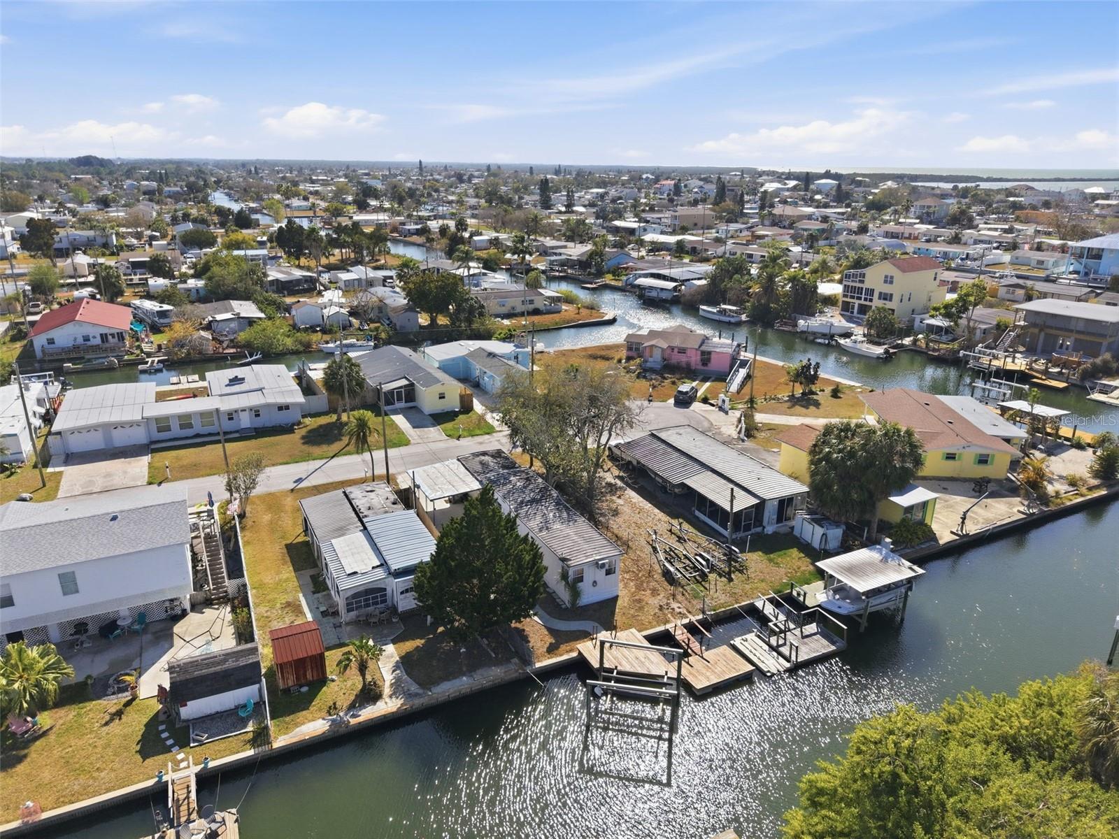 VISTA DEL MAR - Residential