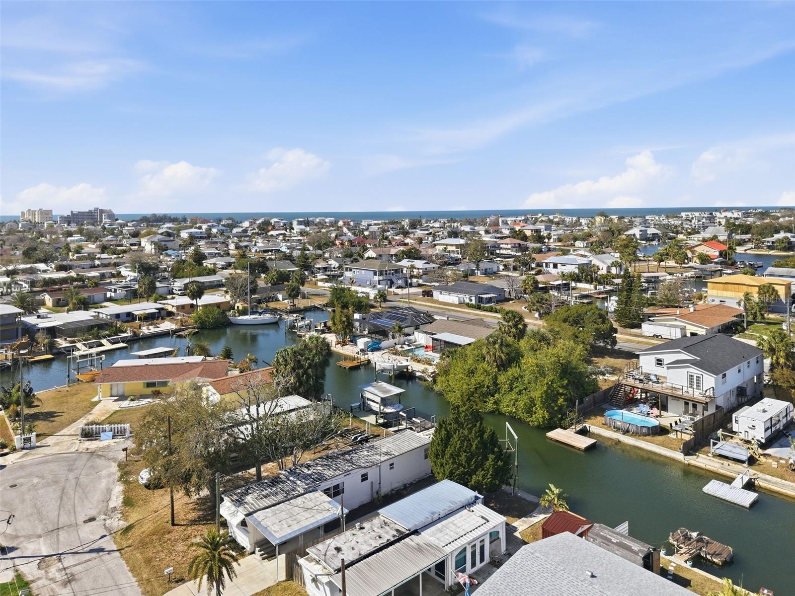 VISTA DEL MAR - Residential