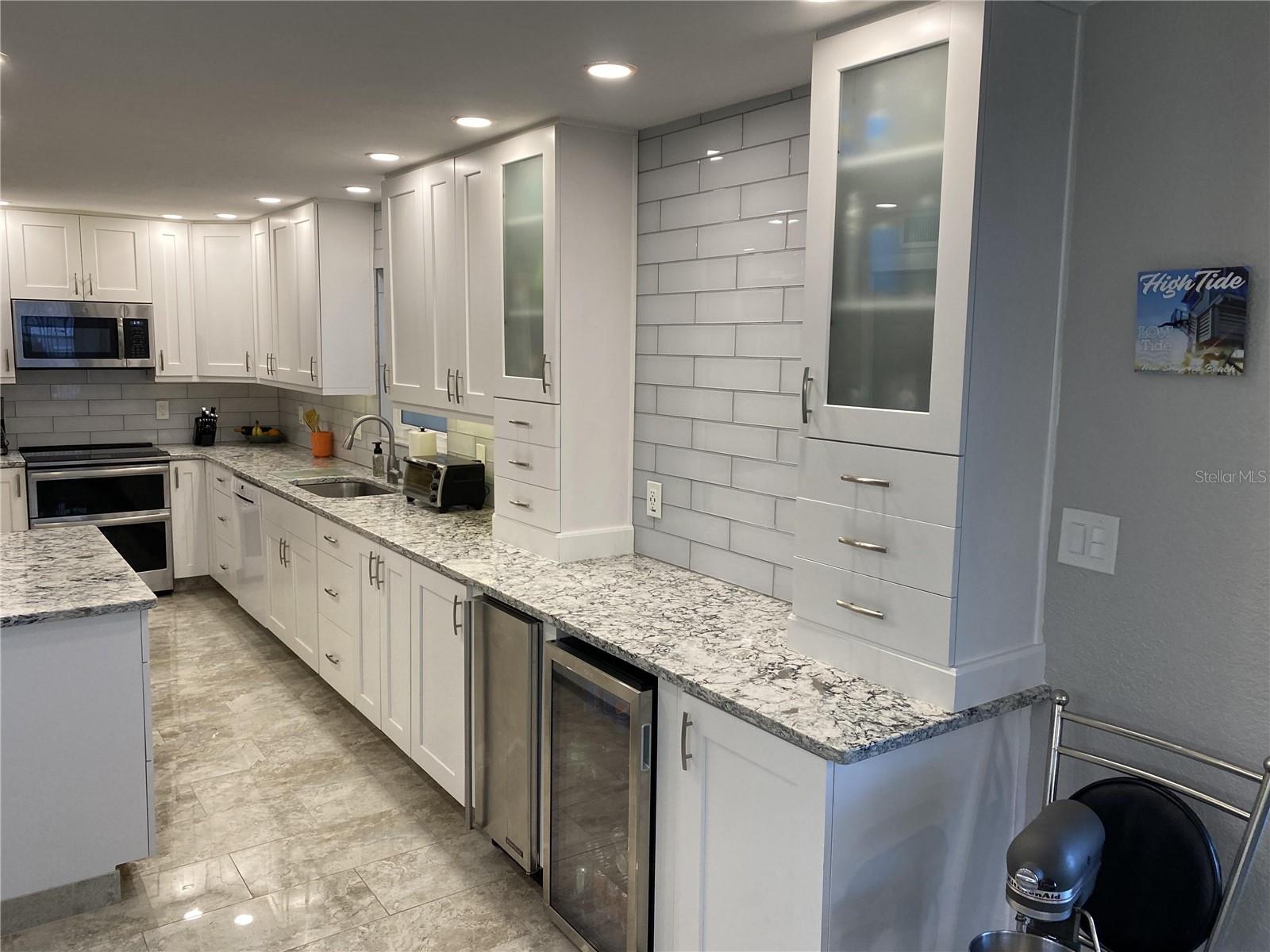 OCEAN REEF VILLAS - Residential Lease