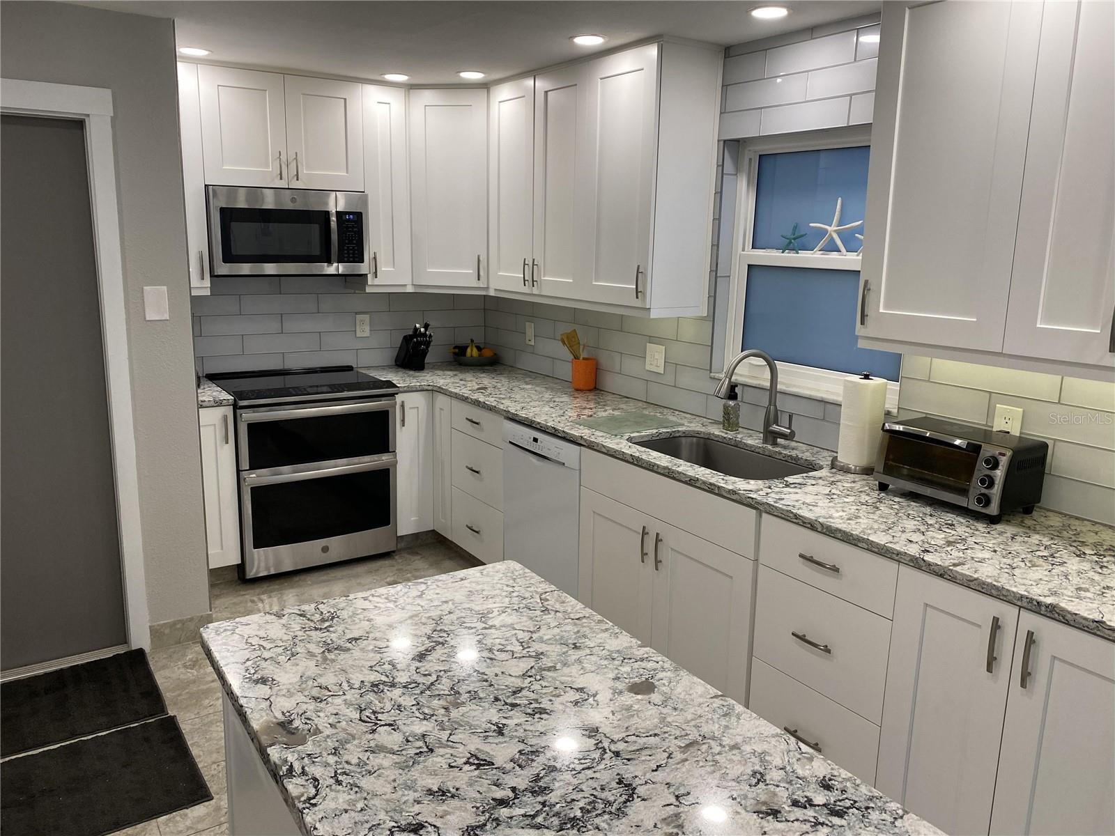 OCEAN REEF VILLAS - Residential Lease