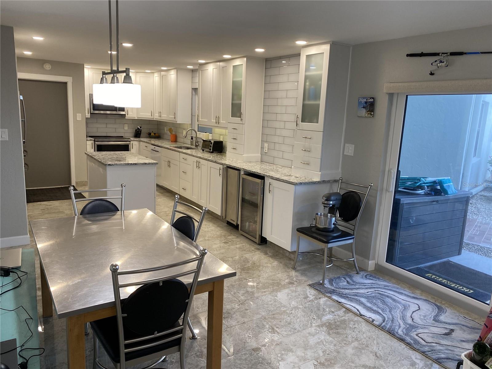 OCEAN REEF VILLAS - Residential Lease