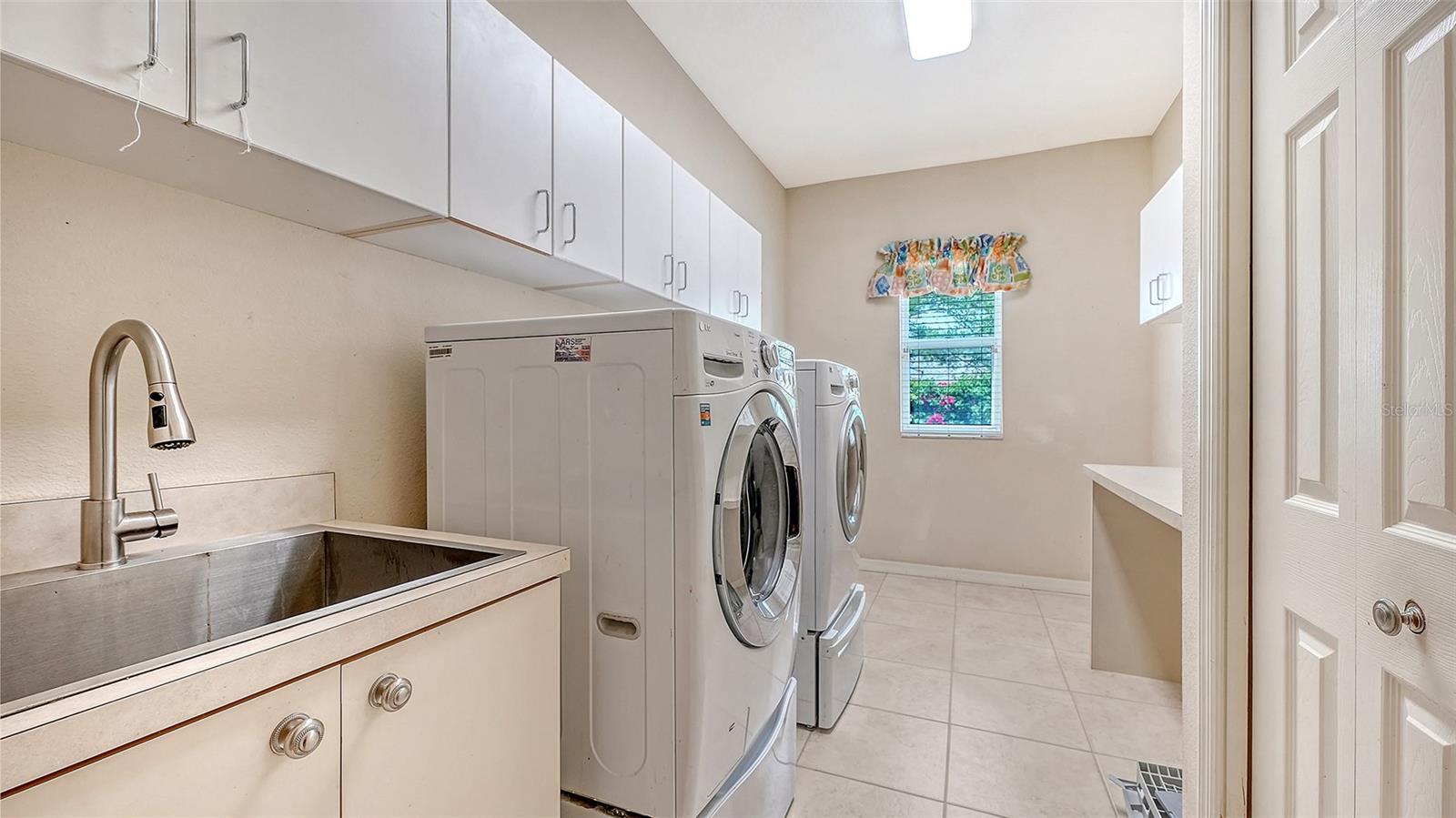 SERENOA LAKES - Residential