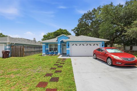 Photo of 1911 S Gadsen Boulevard, Orlando, FL 32812 (MLS # G5113952)