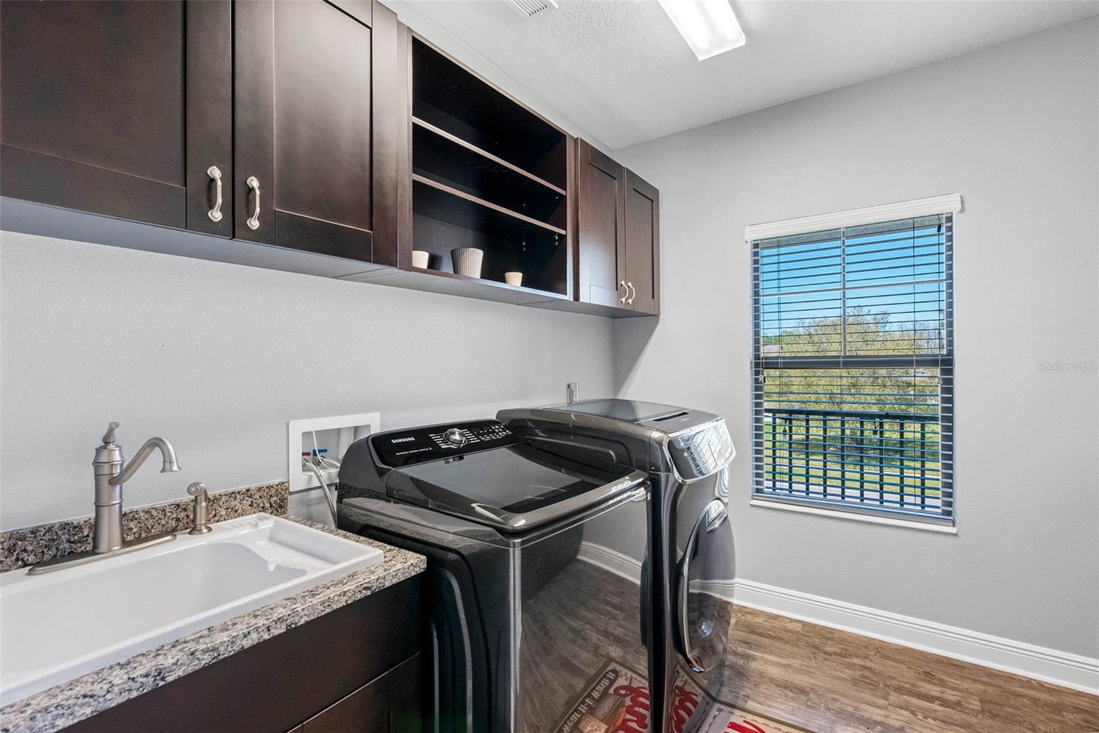 LAKESHORE RANCH PH I - Residential