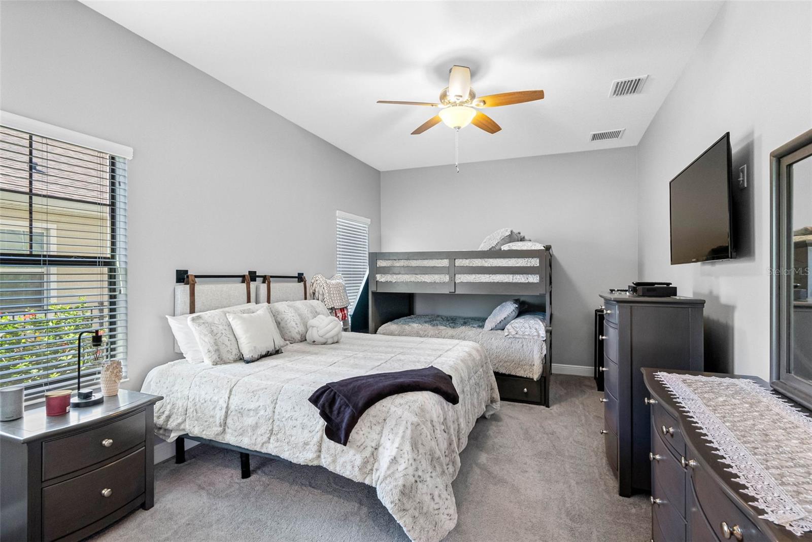 LAKESHORE RANCH PH I - Residential