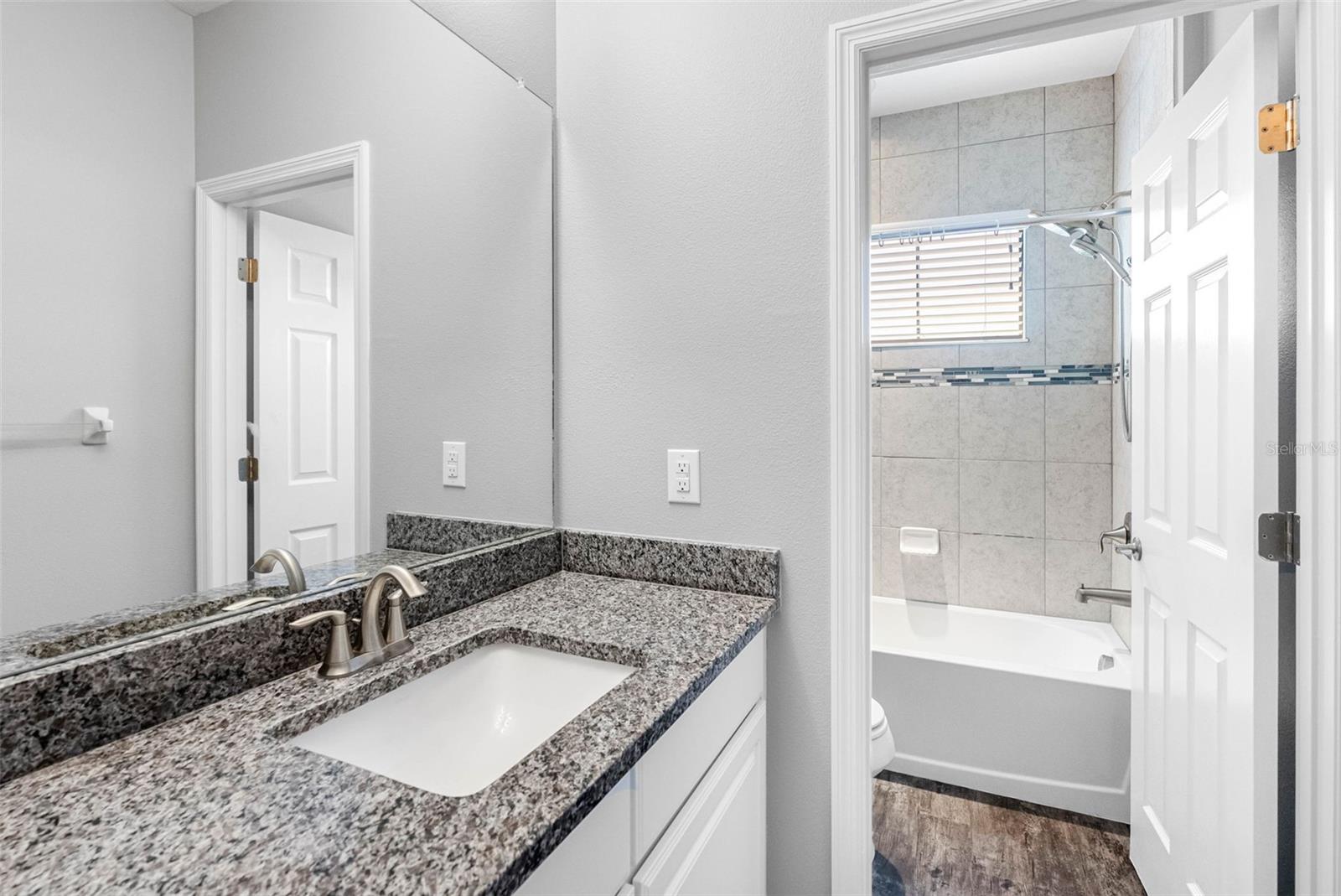 LAKESHORE RANCH PH I - Residential