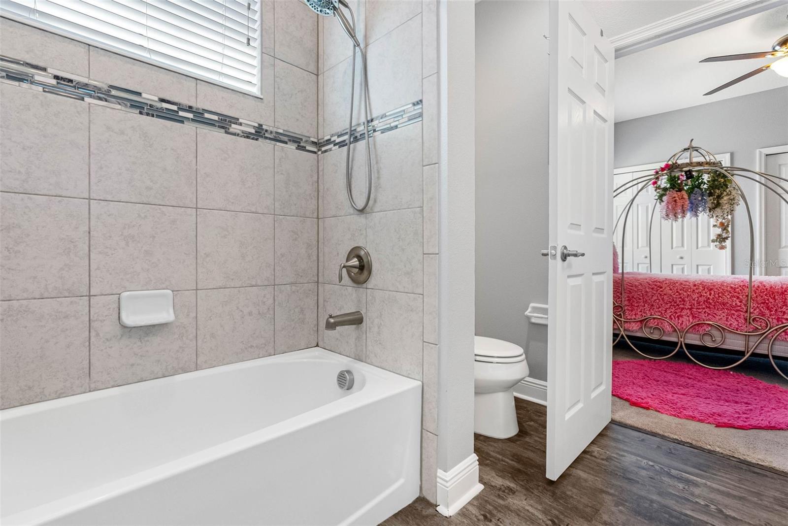 LAKESHORE RANCH PH I - Residential