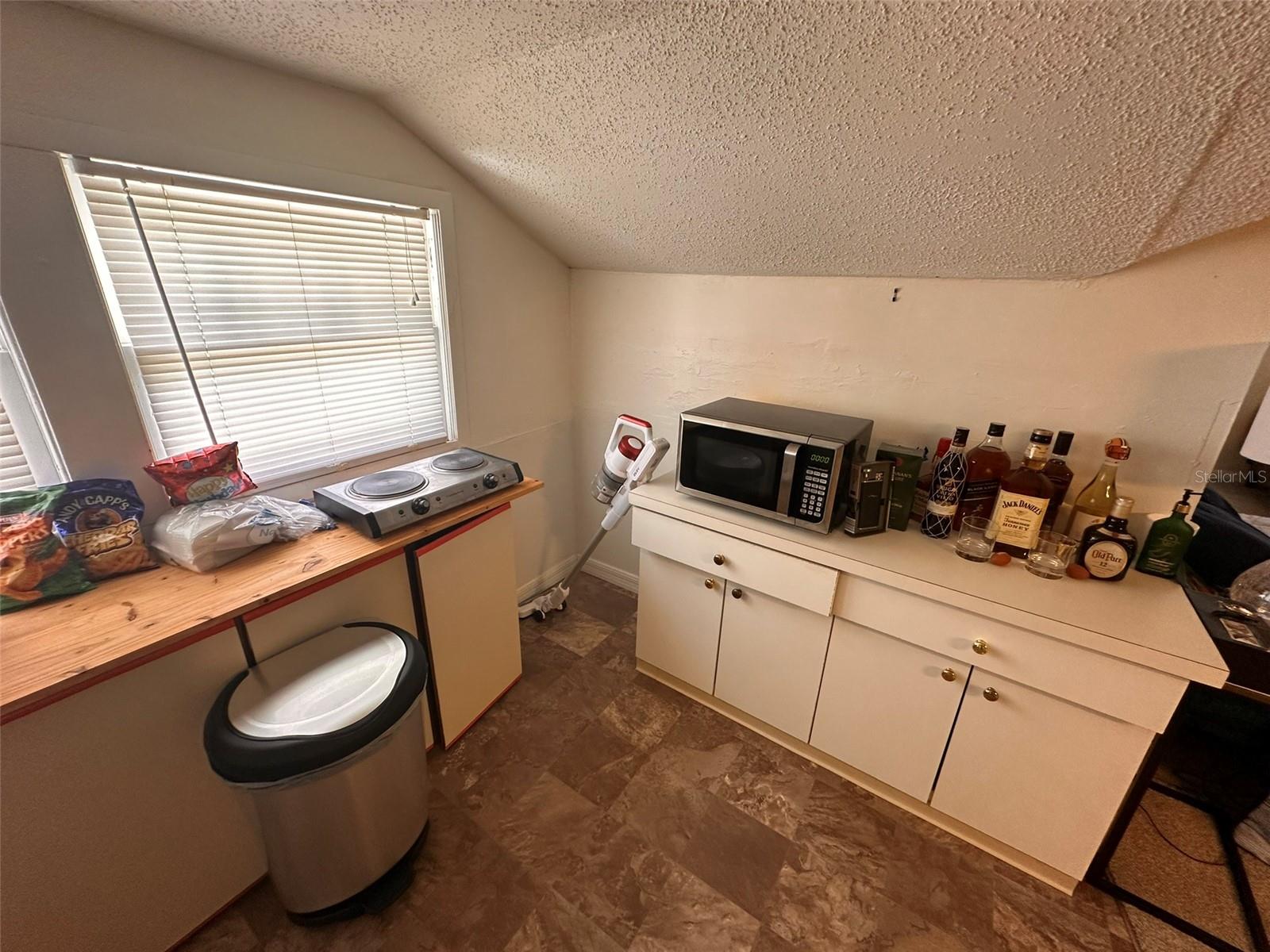 CLARKS LTS 05 & 06 BLK 16 DELAND - Residential Lease