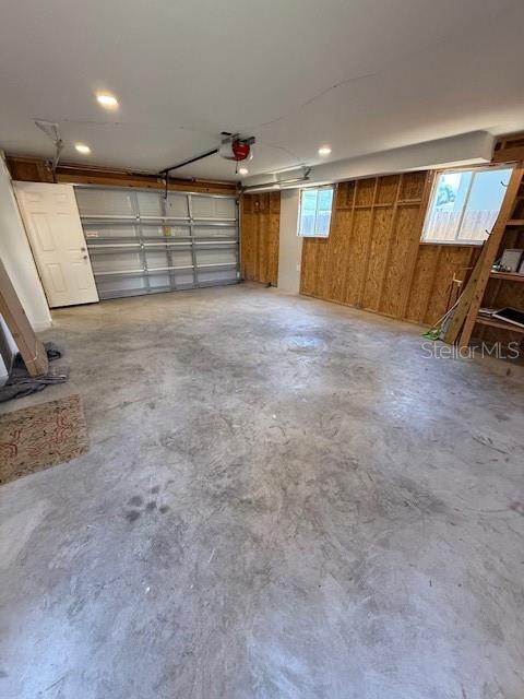 ST PETERSBURG INVESTMENT CO SUB - Residential Lease