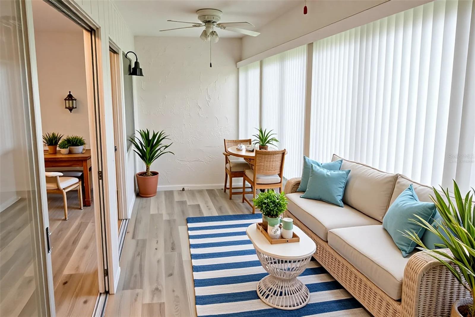 TWIN LAKES VILLAGE CONDO 04 - Residential
