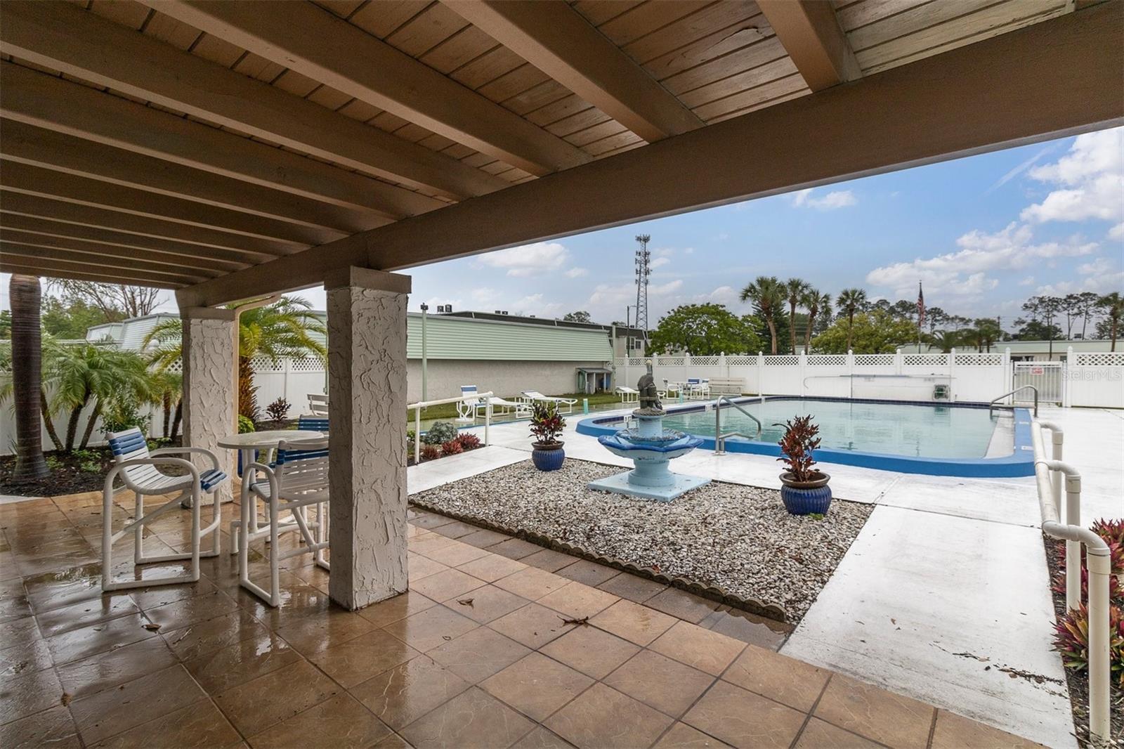 TWIN LAKES VILLAGE CONDO 04 - Residential