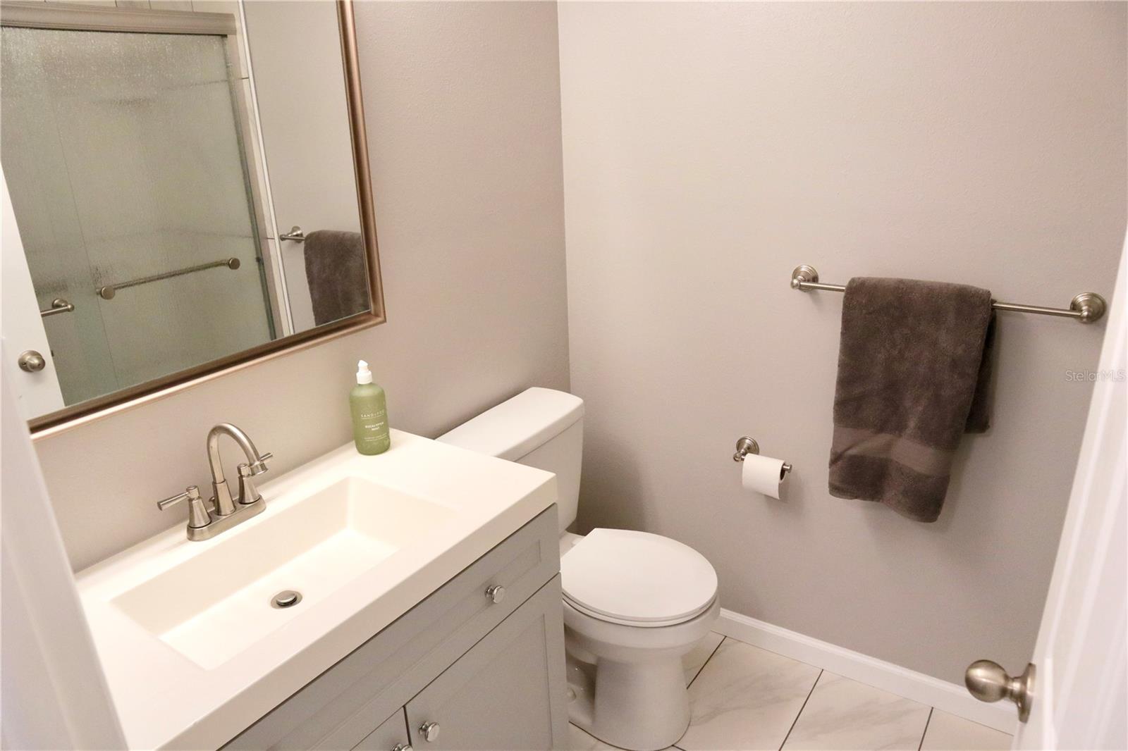 TWIN LAKES VILLAGE CONDO 04 - Residential