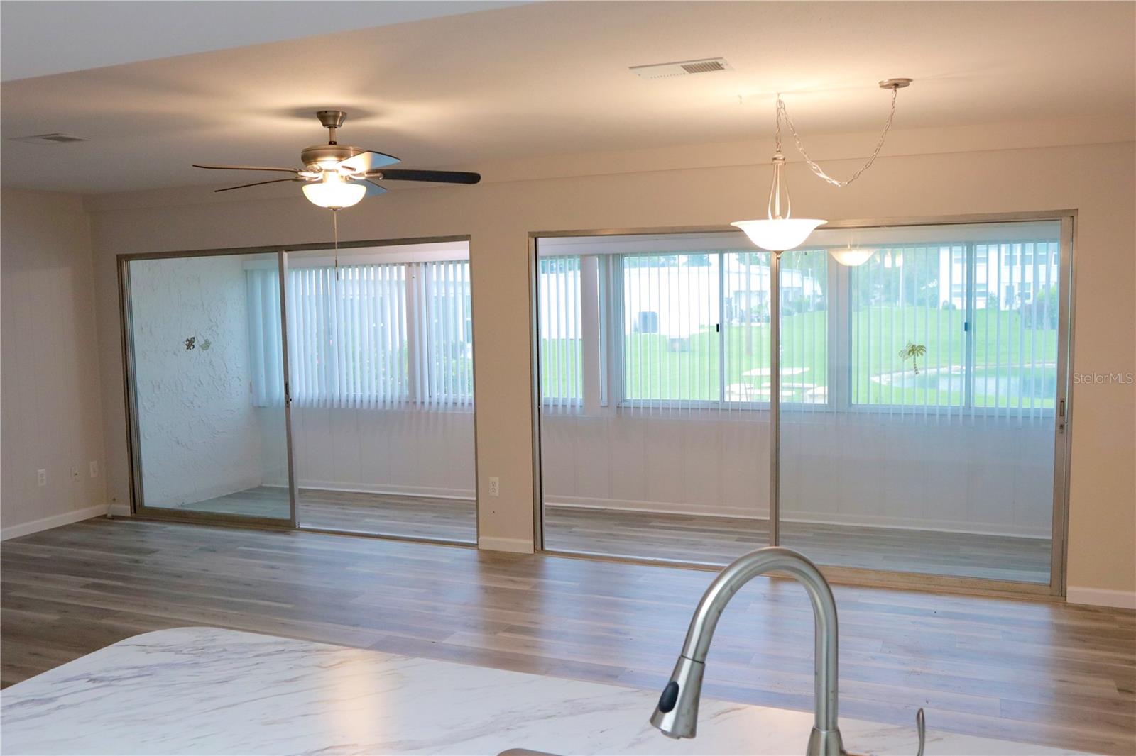 TWIN LAKES VILLAGE CONDO 04 - Residential