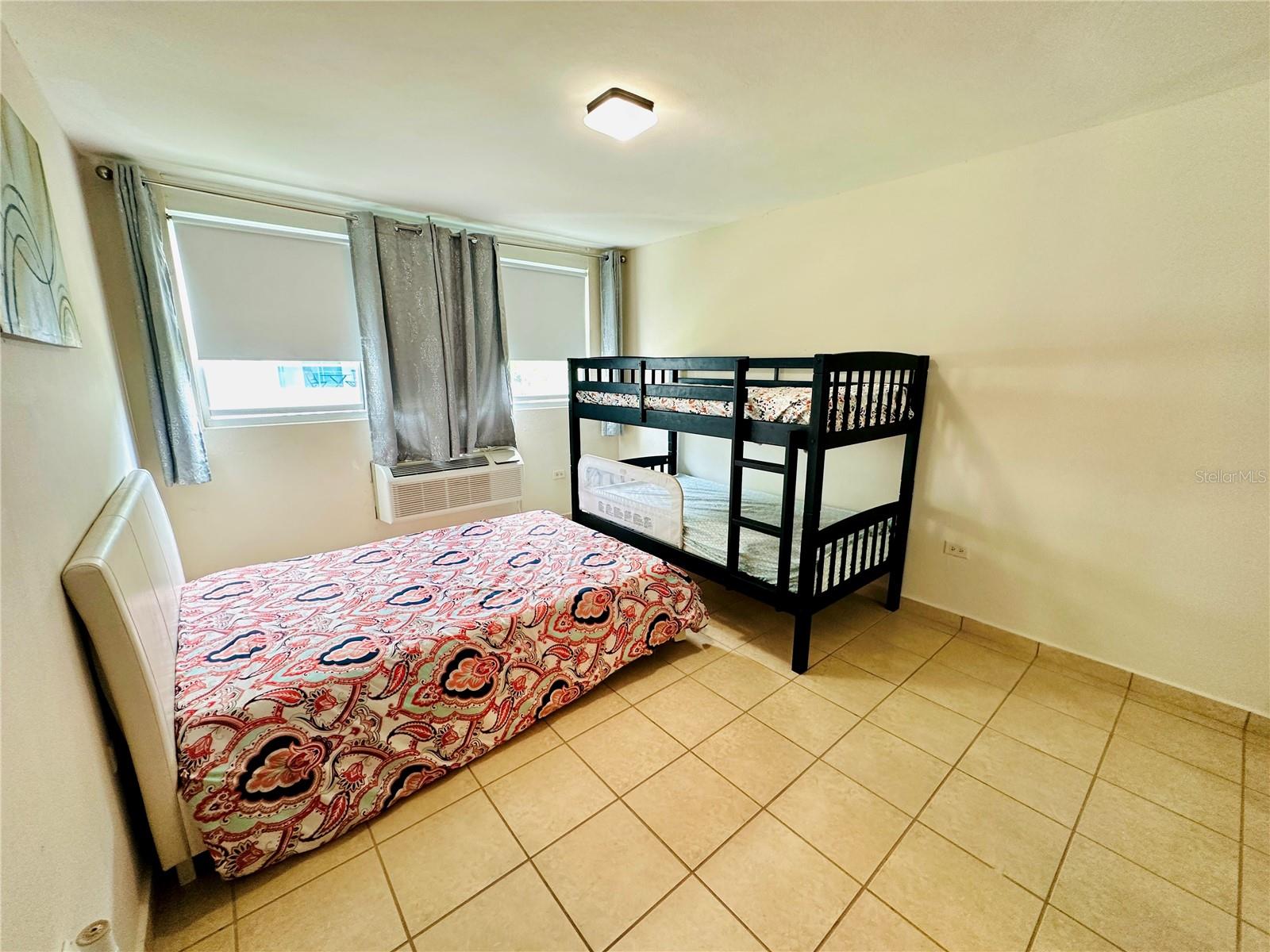 MEDIASNIA ALTA - Residential