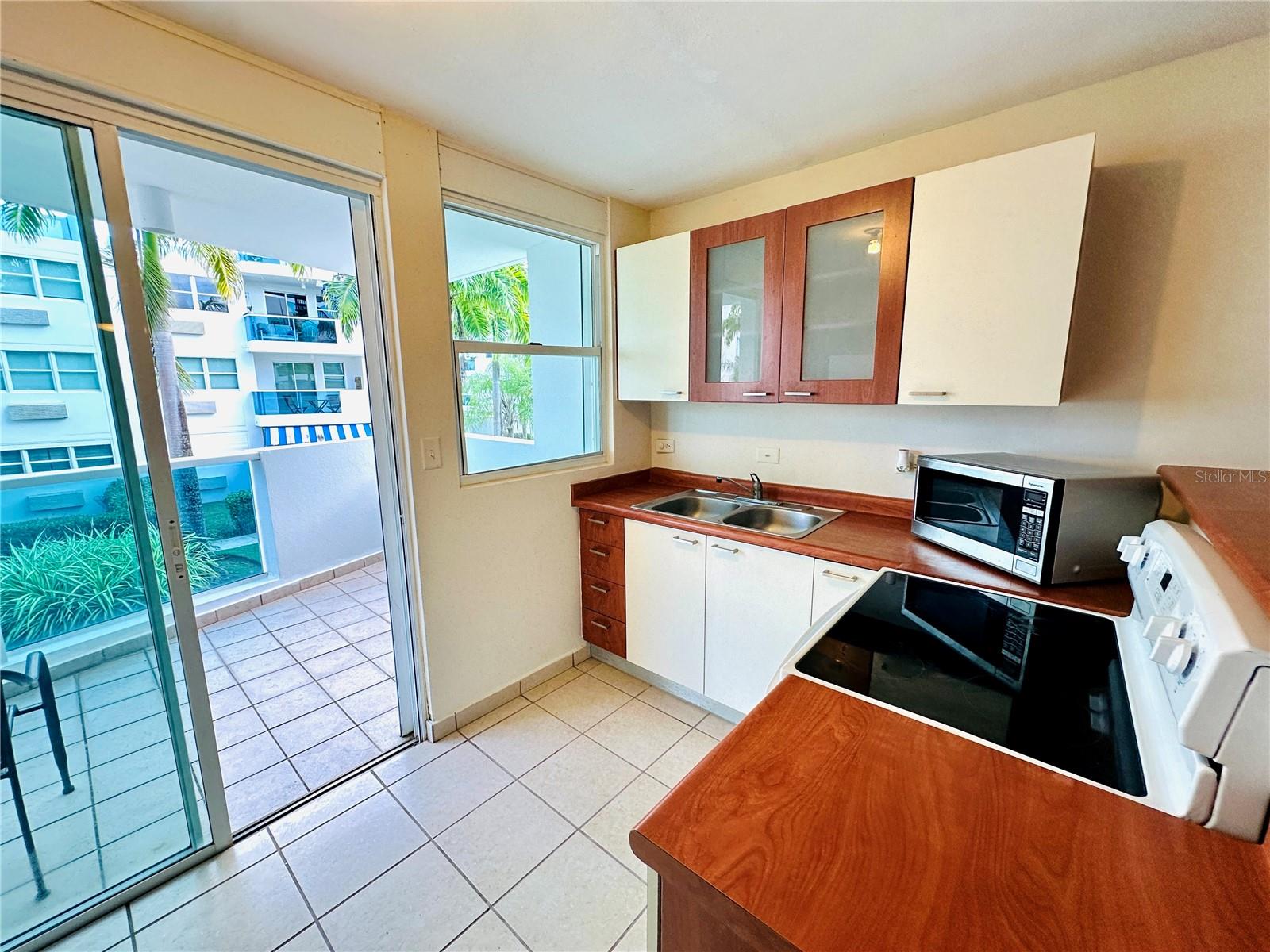 MEDIASNIA ALTA - Residential