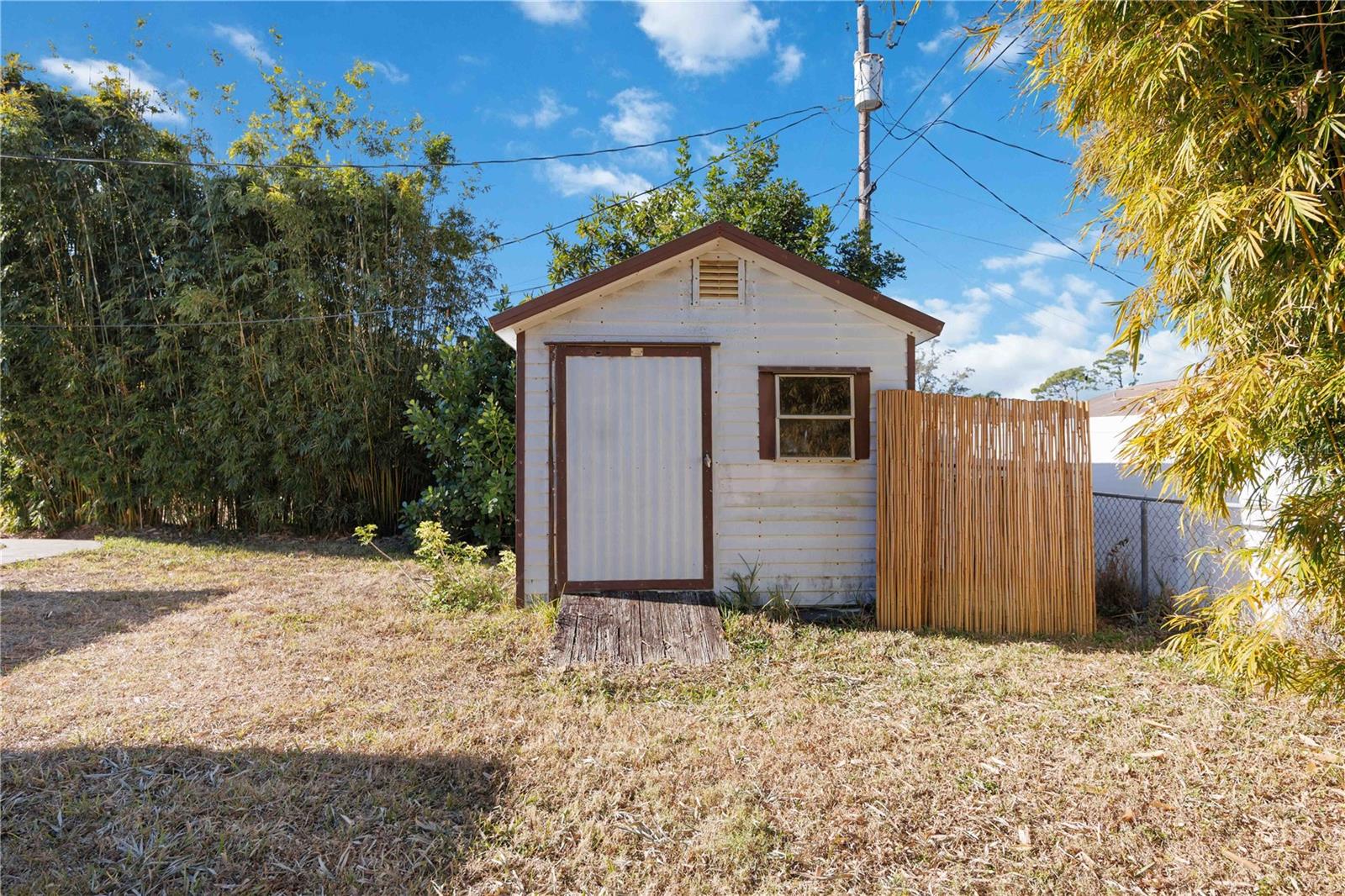 SOUTH VENICE - Residential